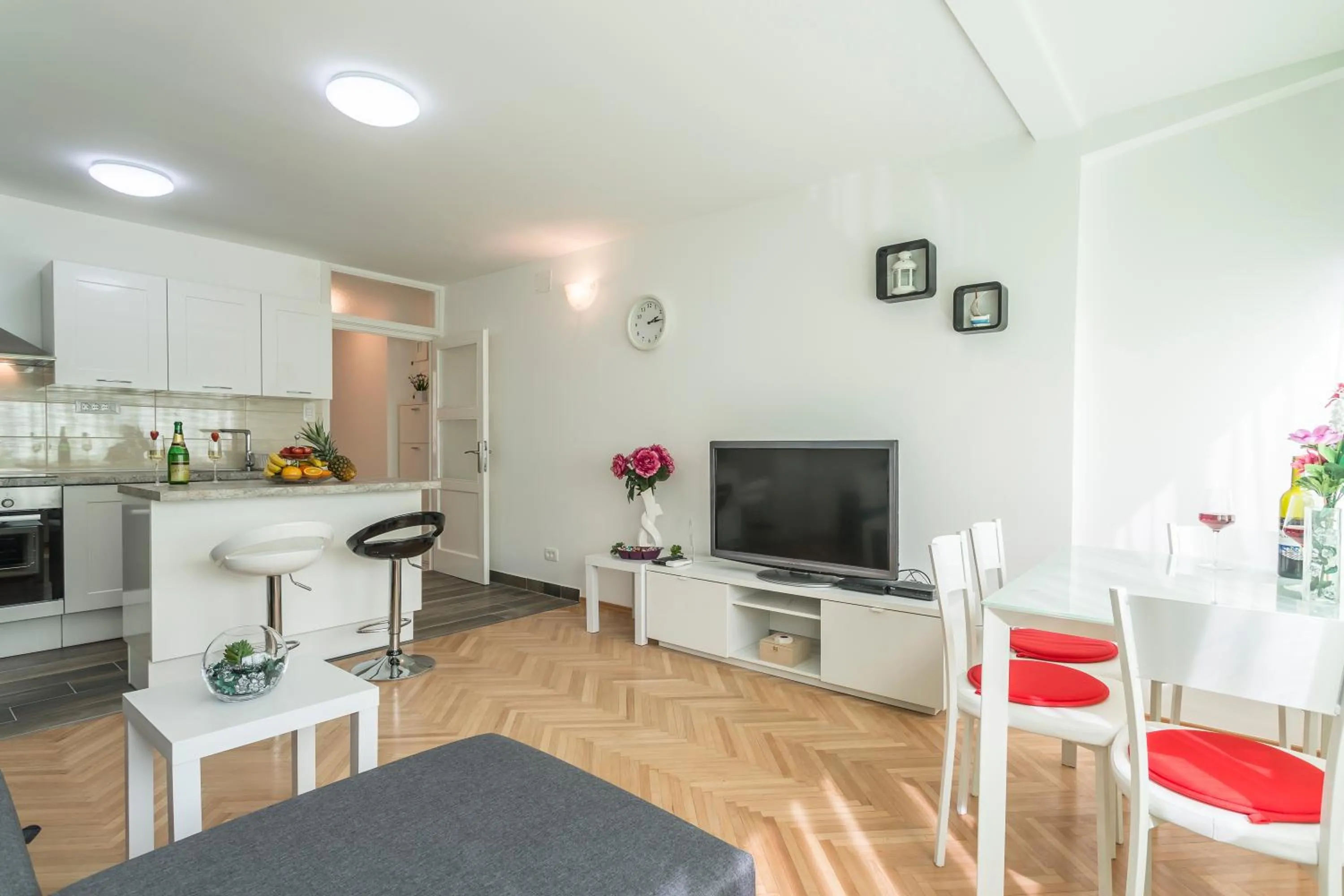 TV and multimedia in Apartment Petro Oldtown
