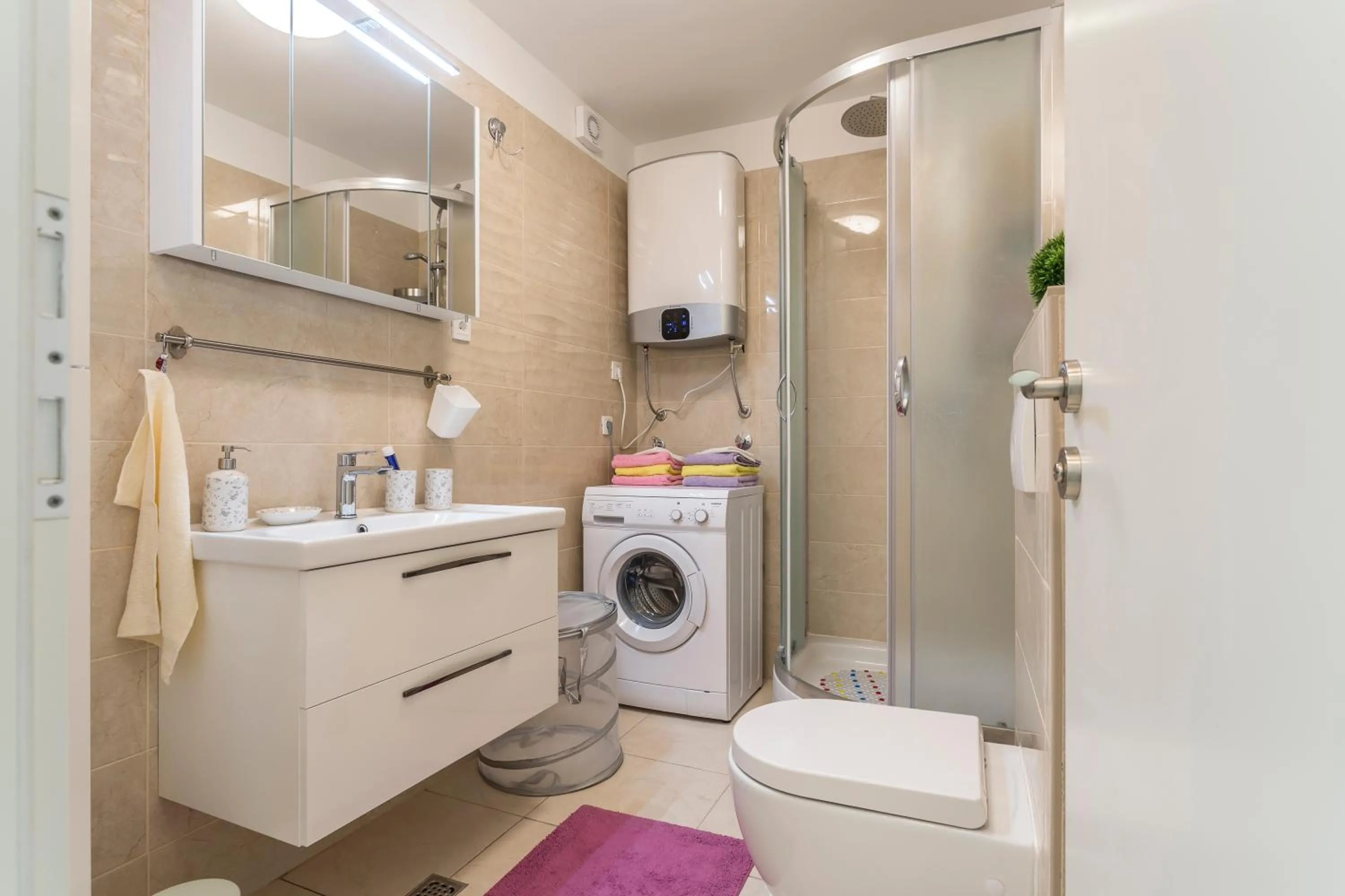 Shower in Apartment Petro Oldtown