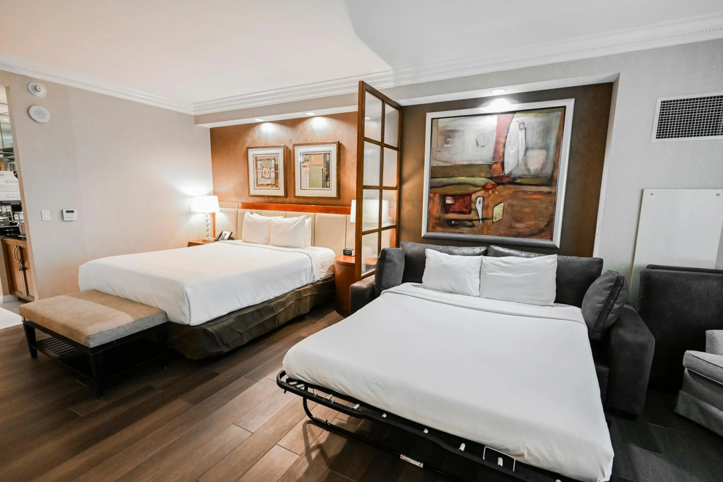 Bedroom, Bed in Signature Rental by Owner Direct