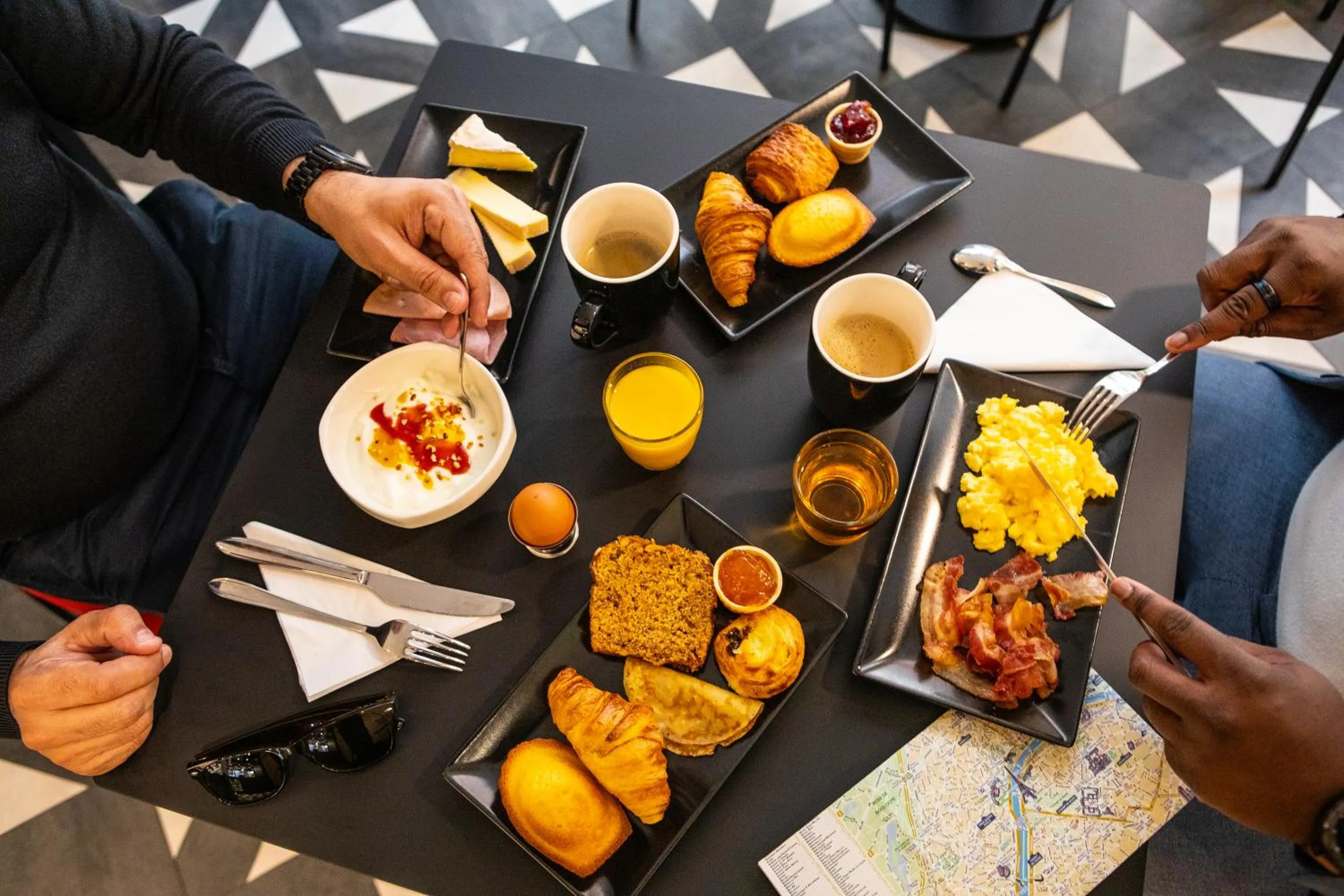 Breakfast in ibis Paris Ornano Montmartre Nord 18ème