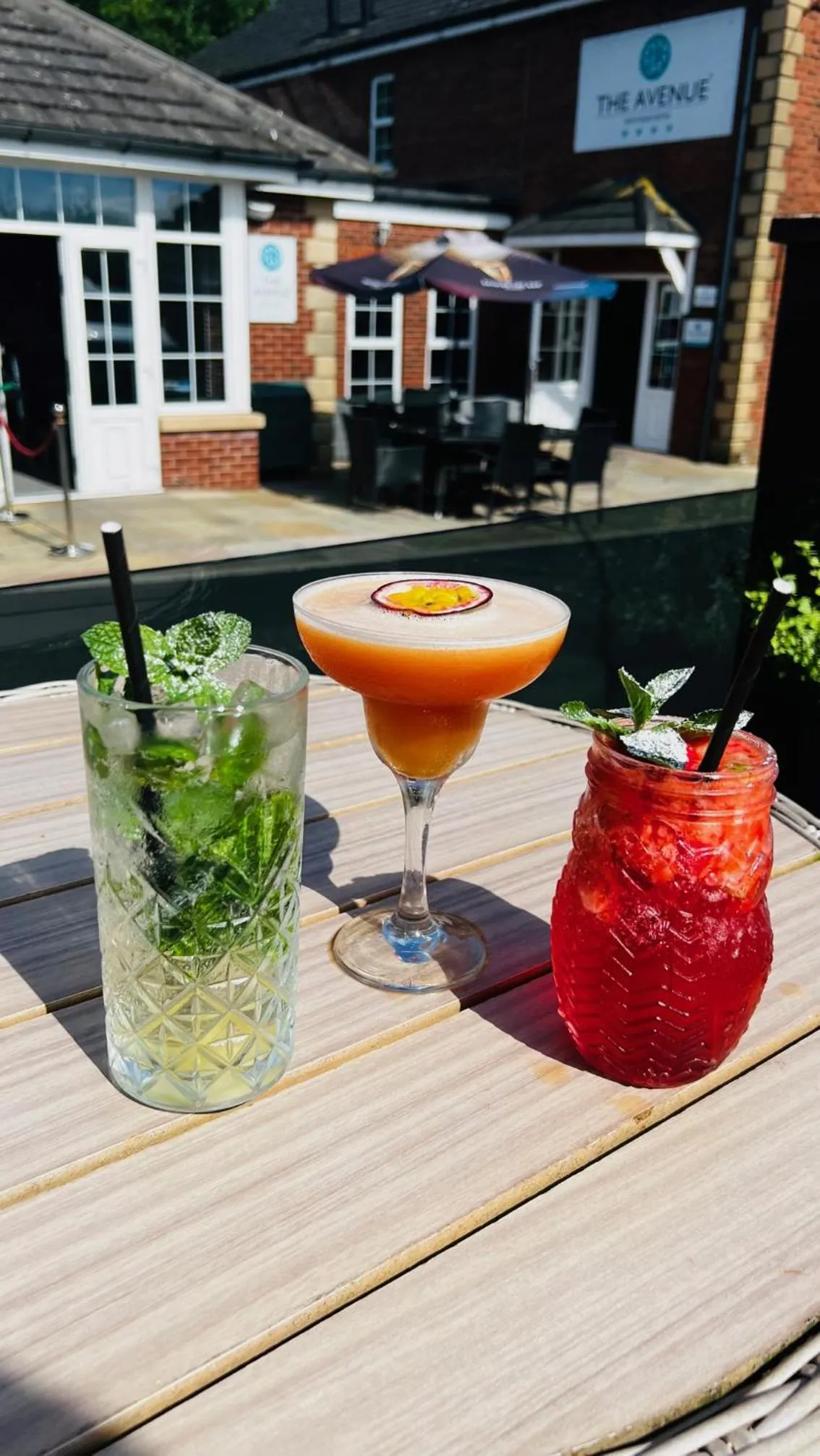 Food and drinks in The Avenue Hotel Ltd