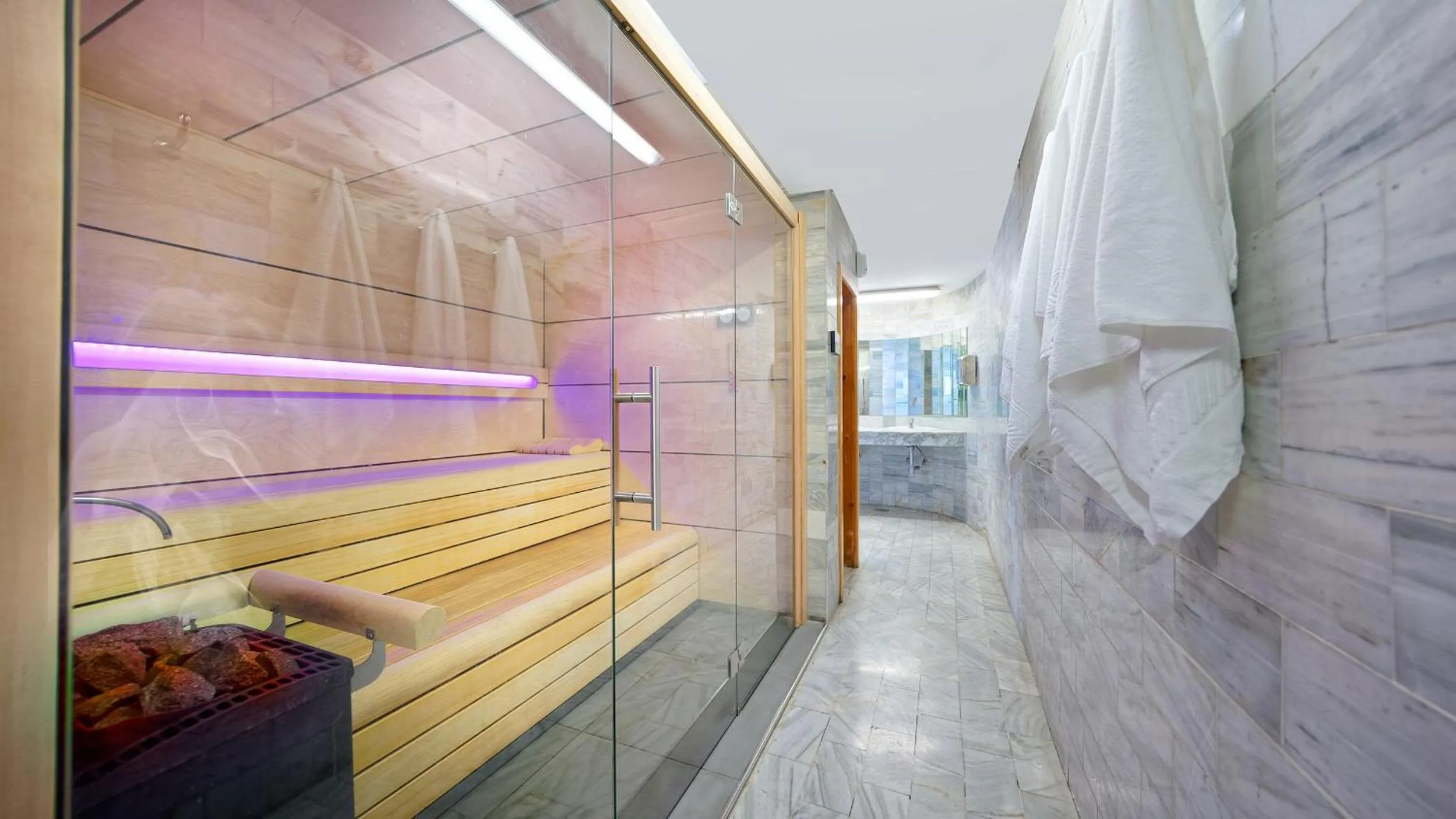 Sauna in Bull Astoria