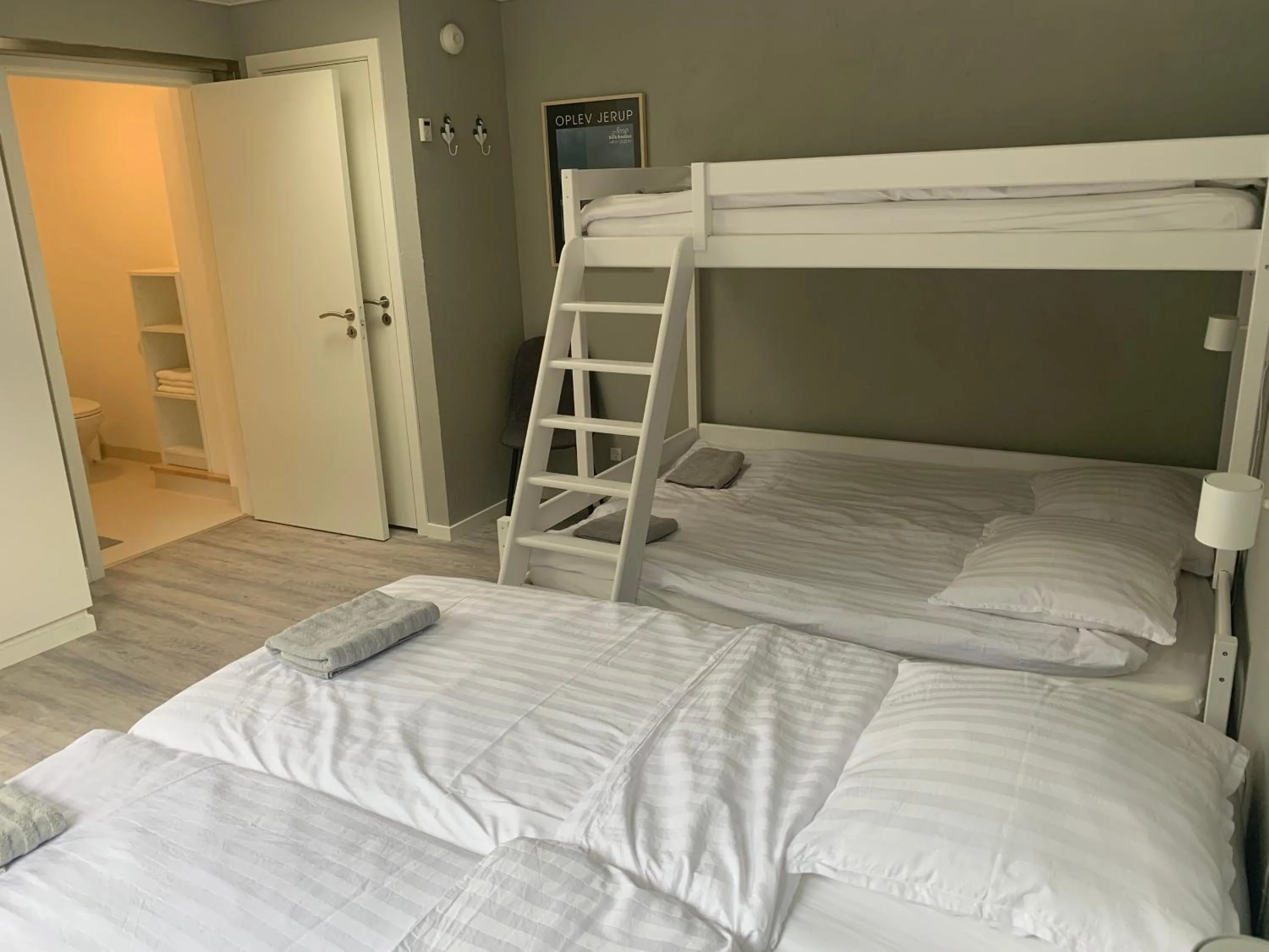 Photo of the whole room, Bed in Jerup Bed & Breakfast