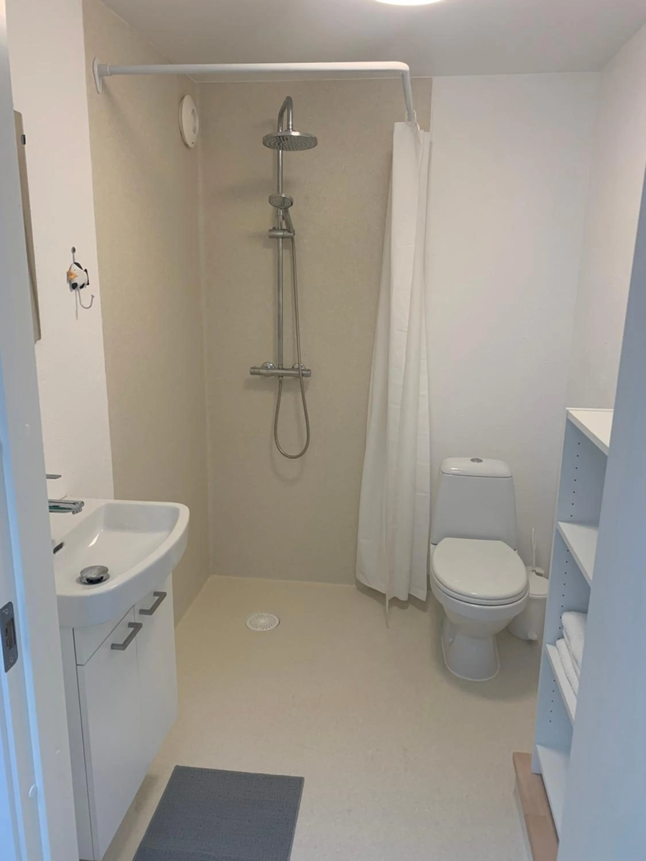 Bathroom in Jerup Bed & Breakfast