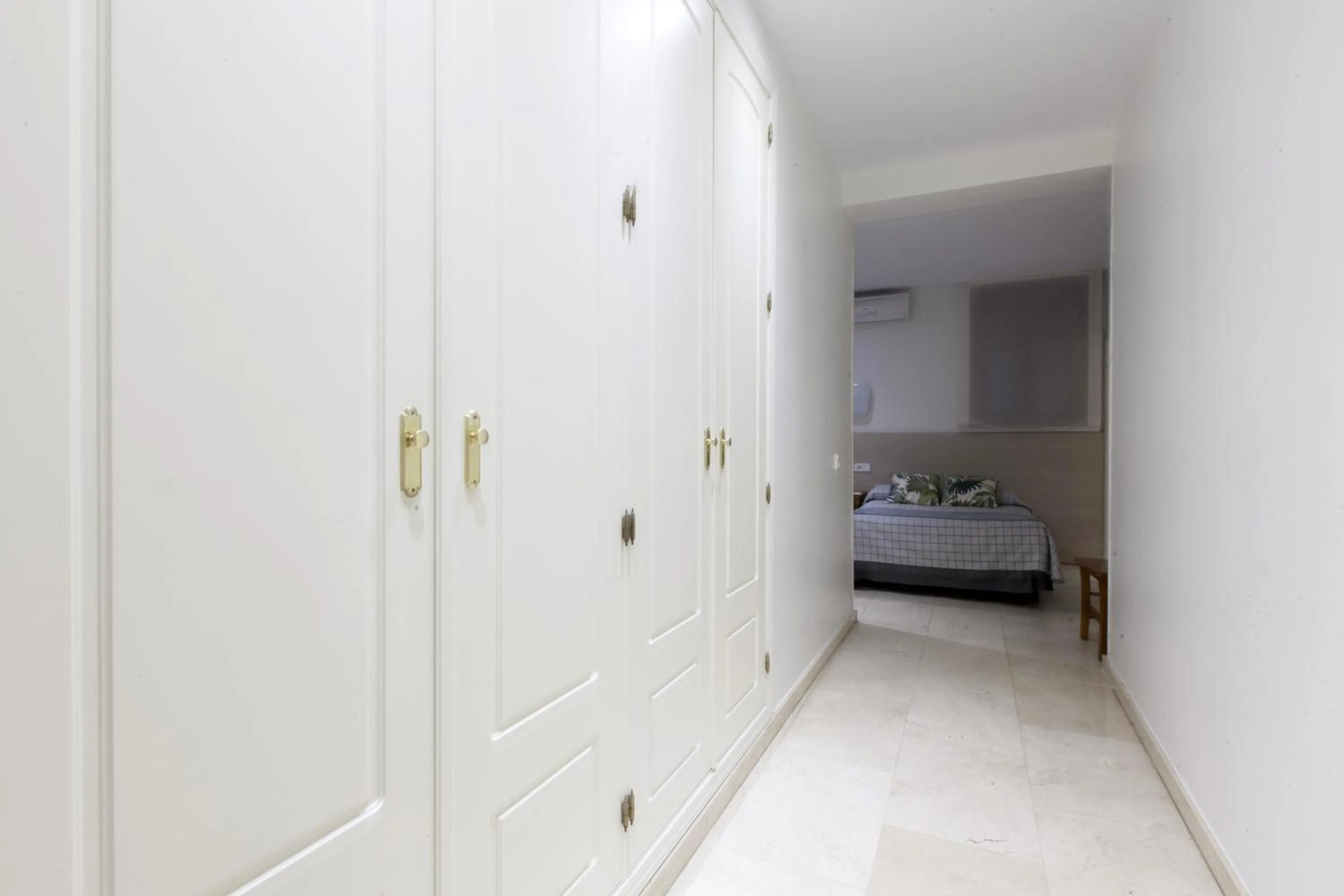 Bedroom, Bed in Hostal Castilla II Puerta del Sol