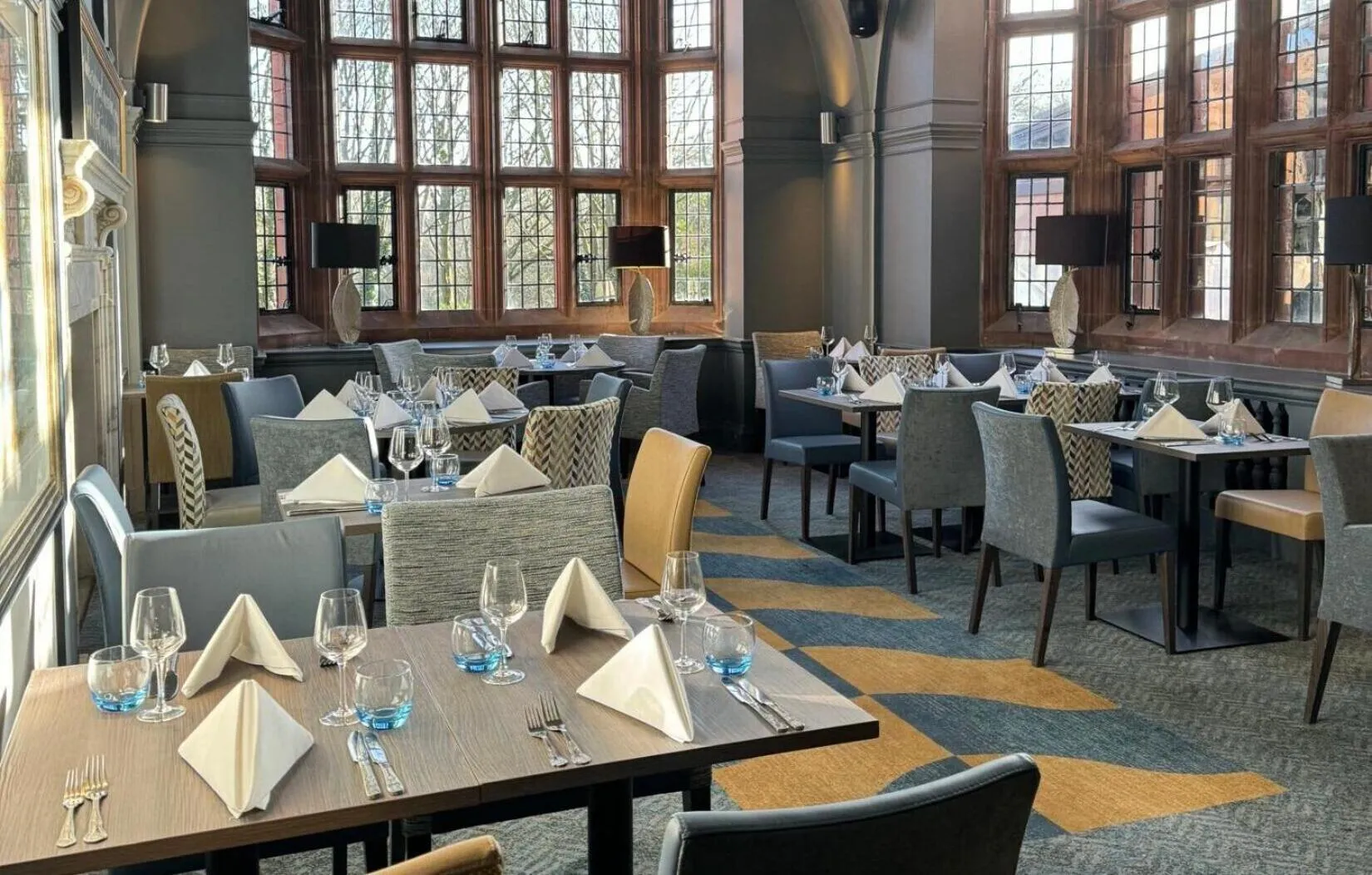 Restaurant/places to eat in Abbey House Hotel