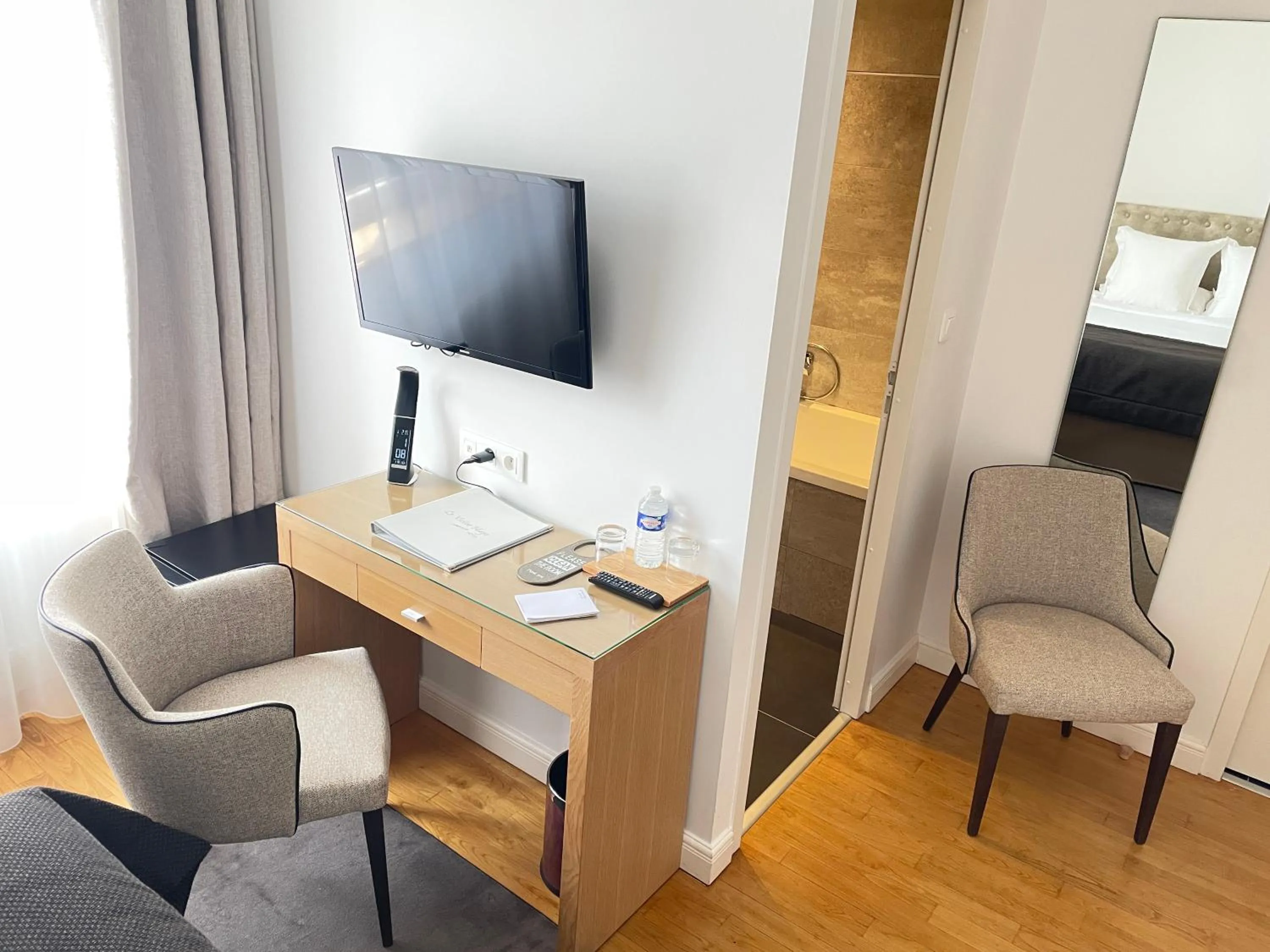 Garden in Hôtel Victor Hugo