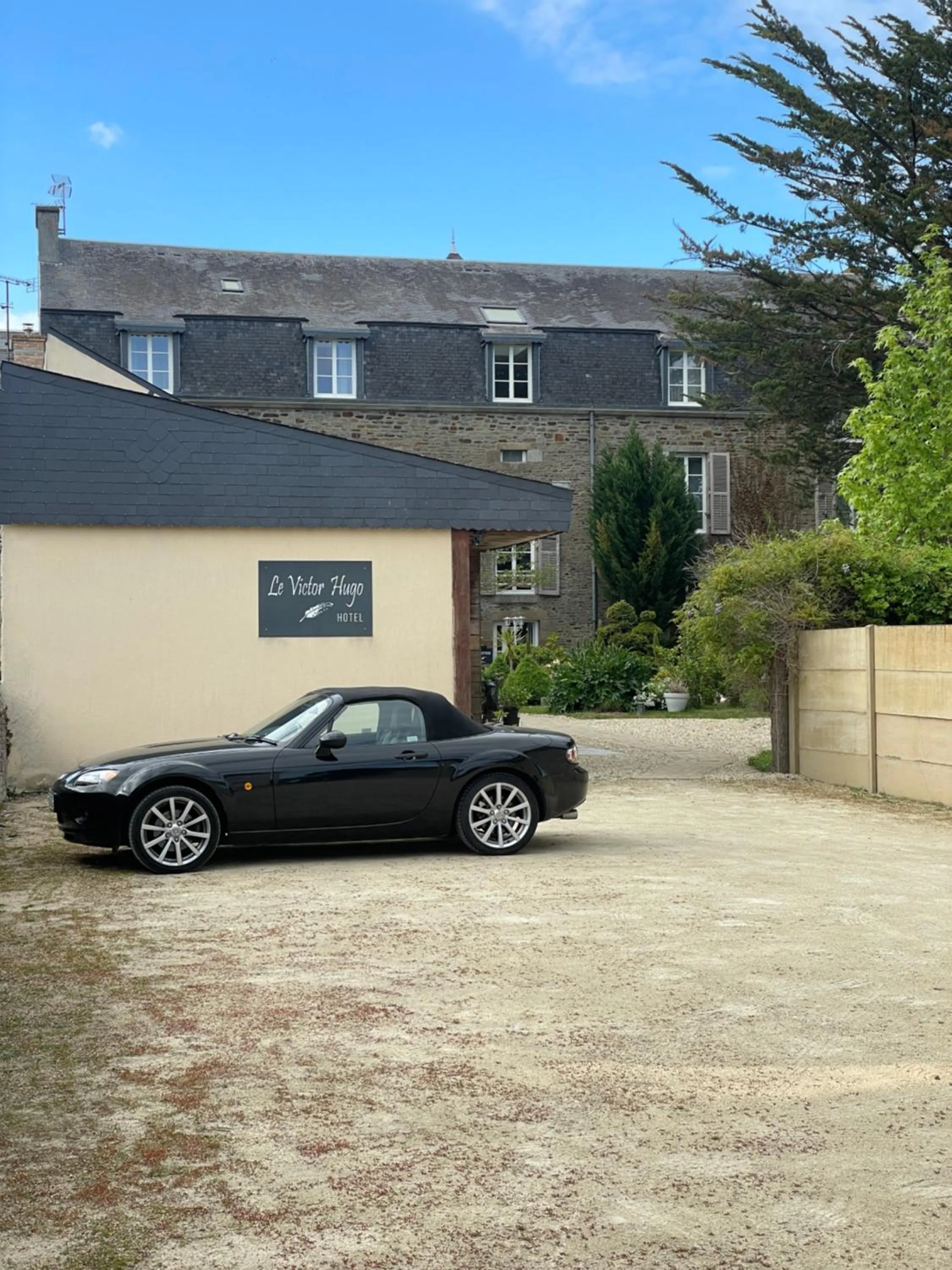 Cycling in Hôtel Victor Hugo