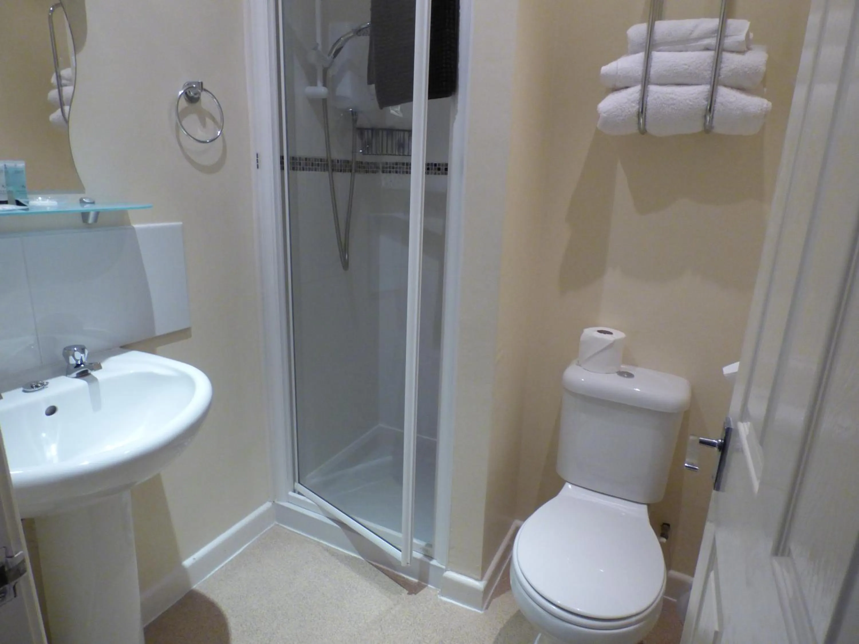 Shower in Coastal Waters (Hotel Barton)