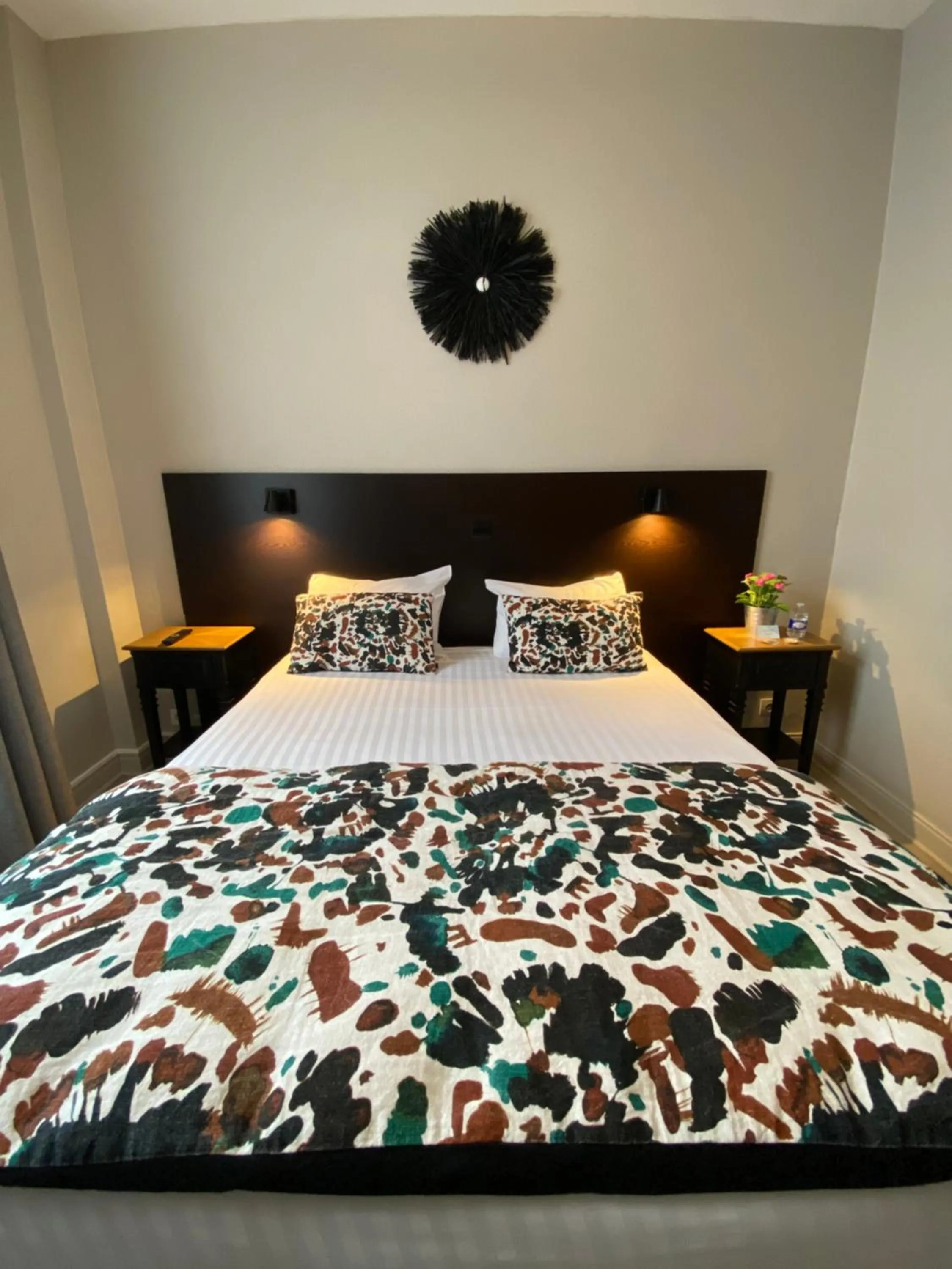 Bed in Hôtel de charme Equinoxe