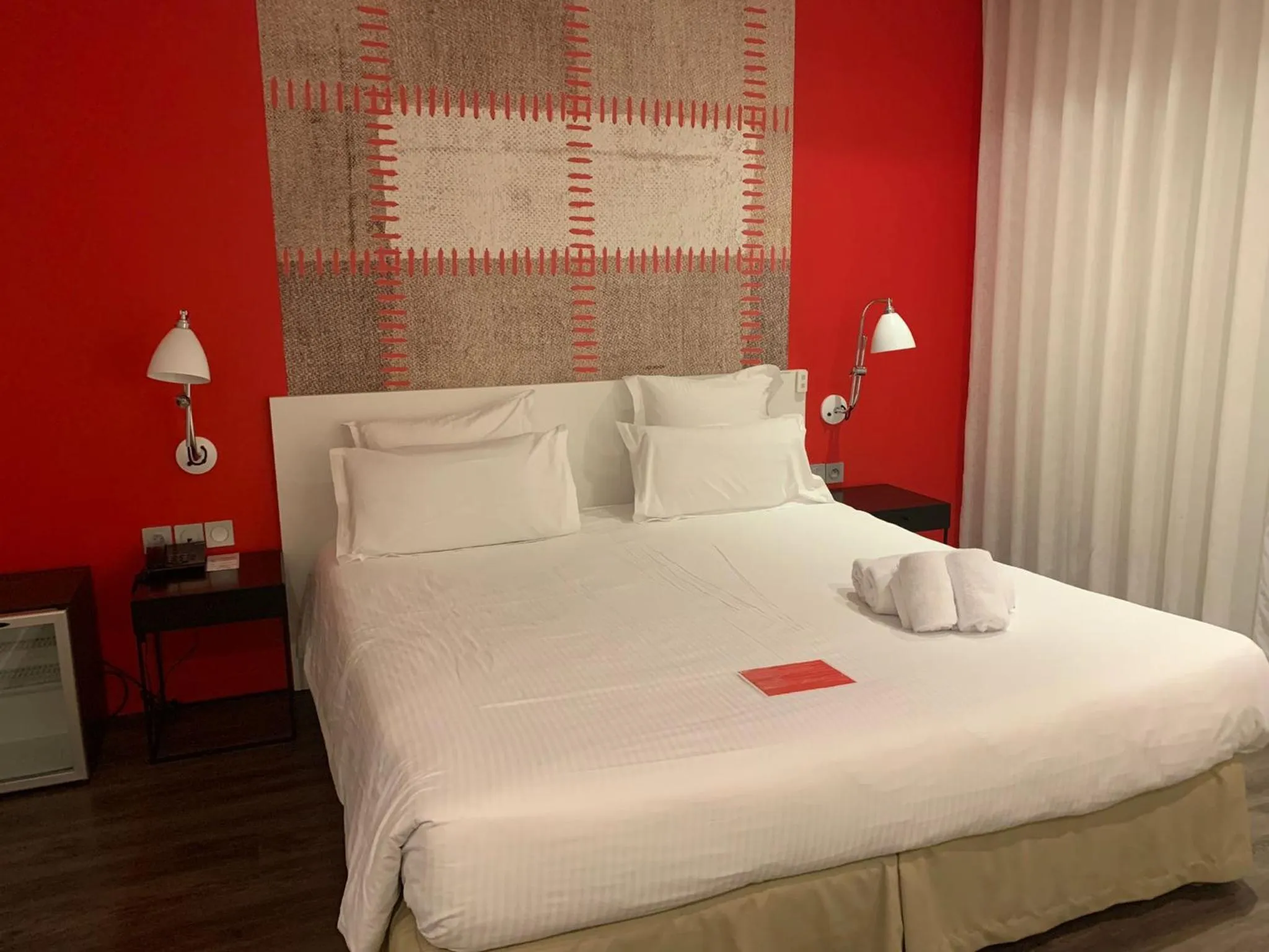 Bed in Logis Hôtel Domaine du Moulin Cavier - Restaurants & Spa