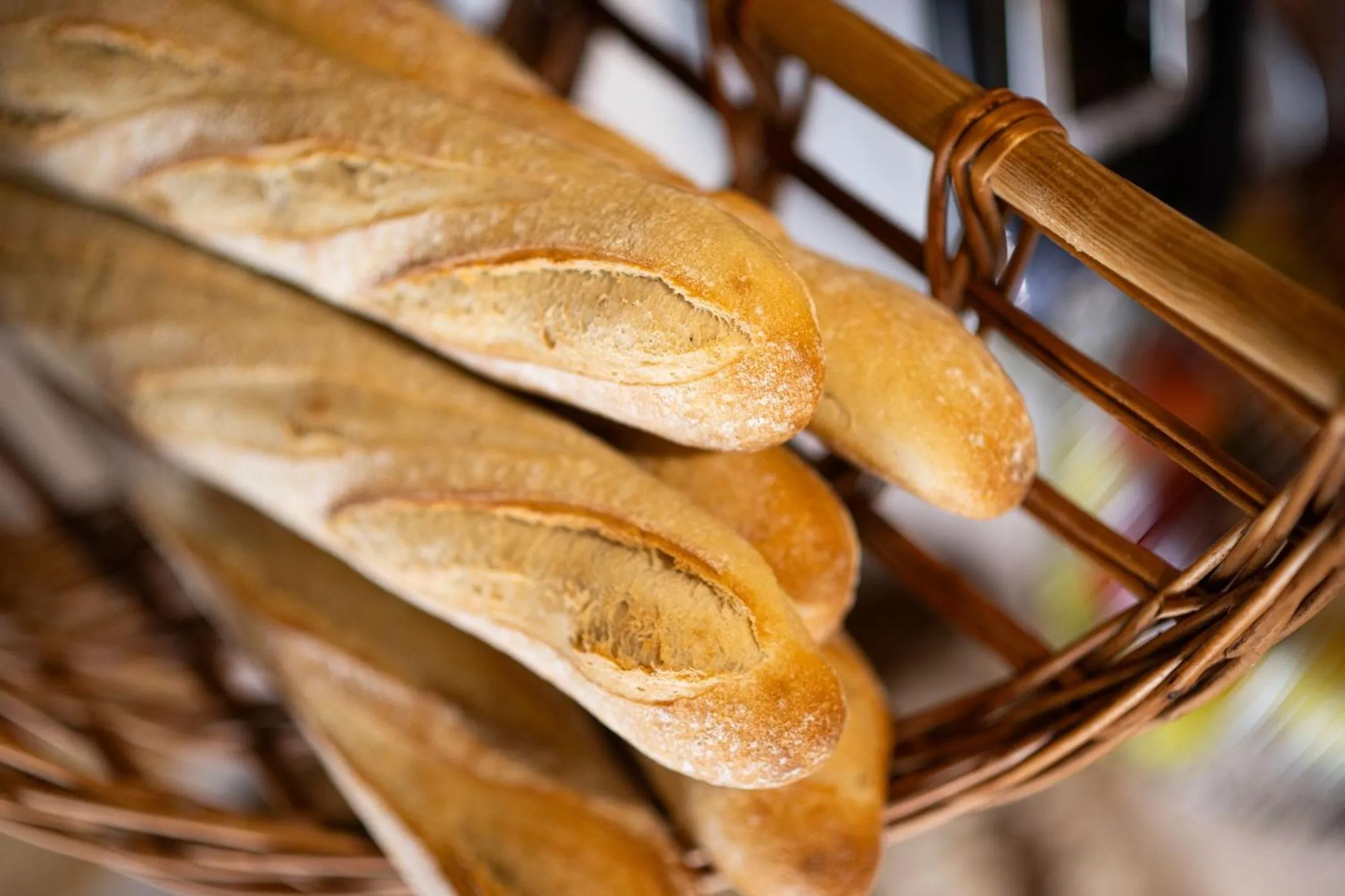 Food and drinks in Logis Hôtel Domaine du Moulin Cavier - Restaurants & Spa