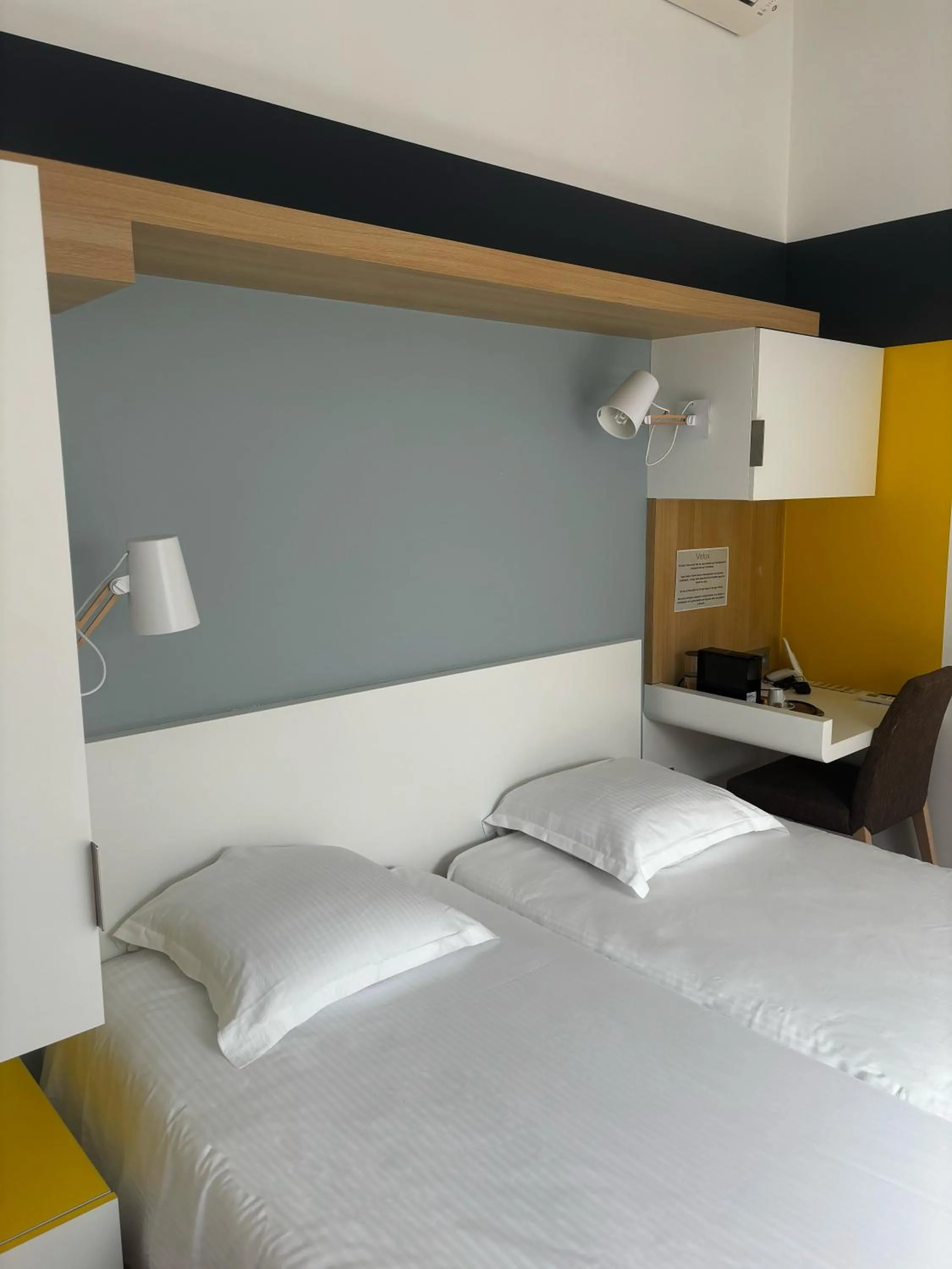 Photo of the whole room, Bed in Logis Hôtel Domaine du Moulin Cavier - Restaurants & Spa