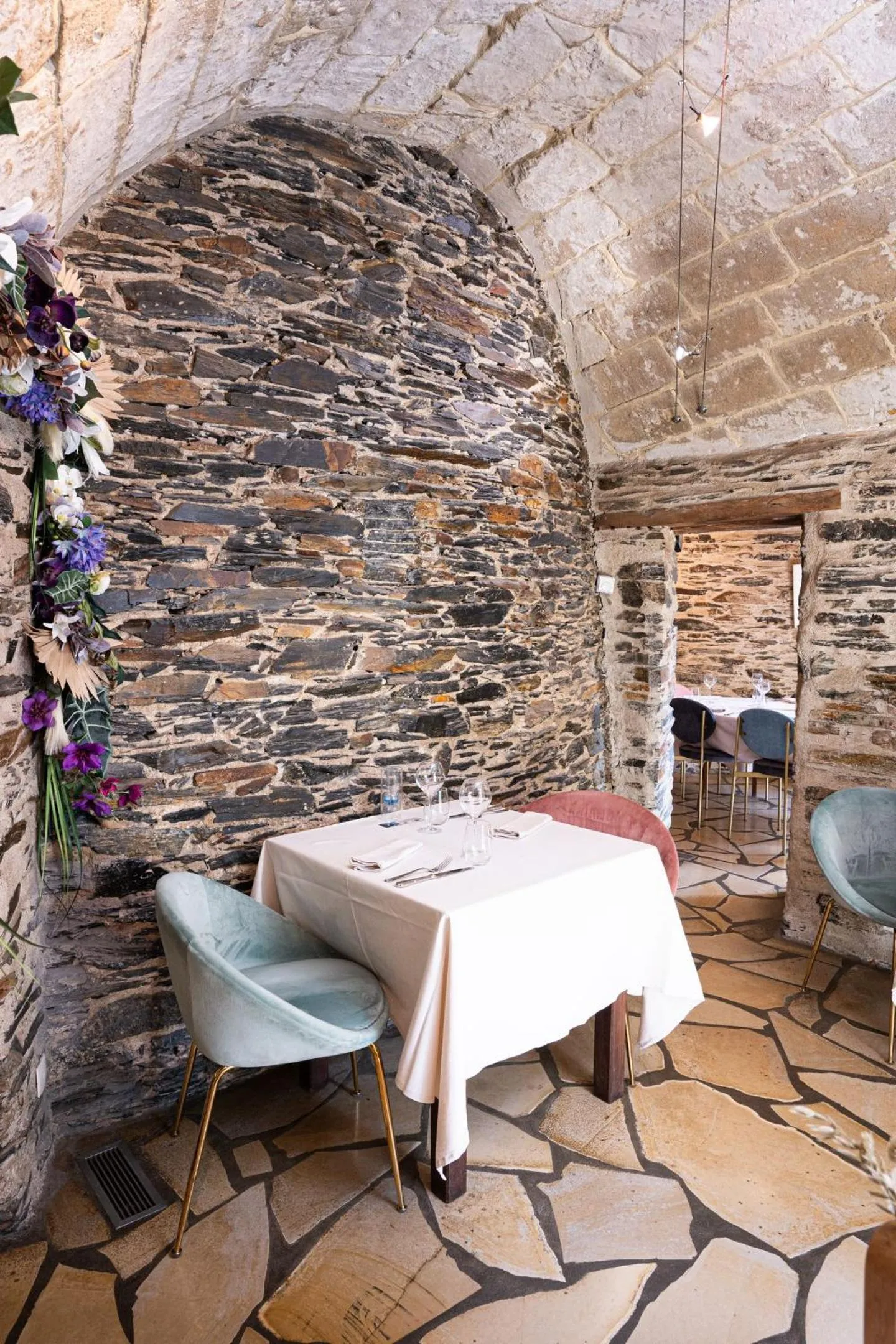 Restaurant/places to eat in Logis Hôtel Domaine du Moulin Cavier - Restaurants & Spa