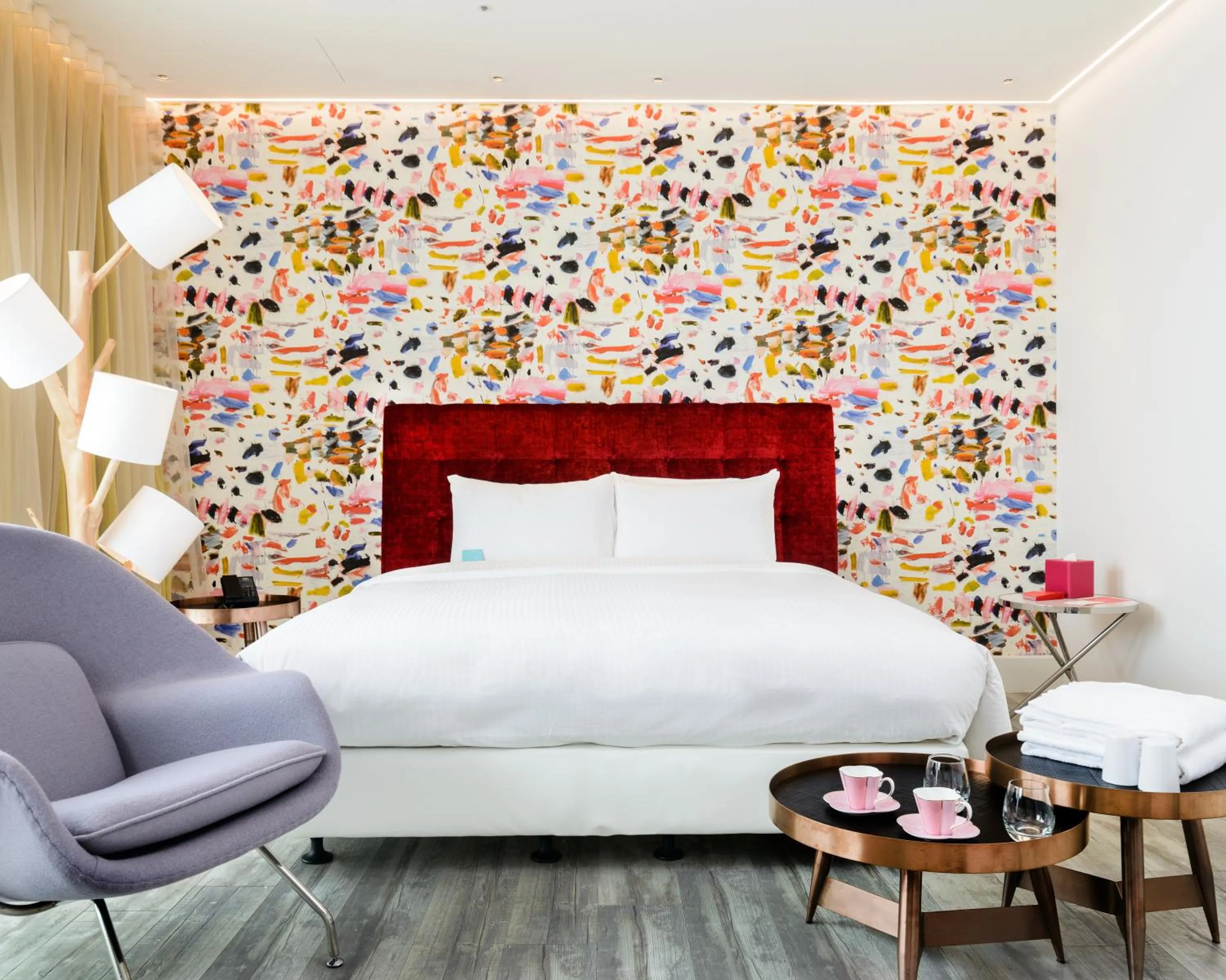 Photo of the whole room in Hotelpoispois