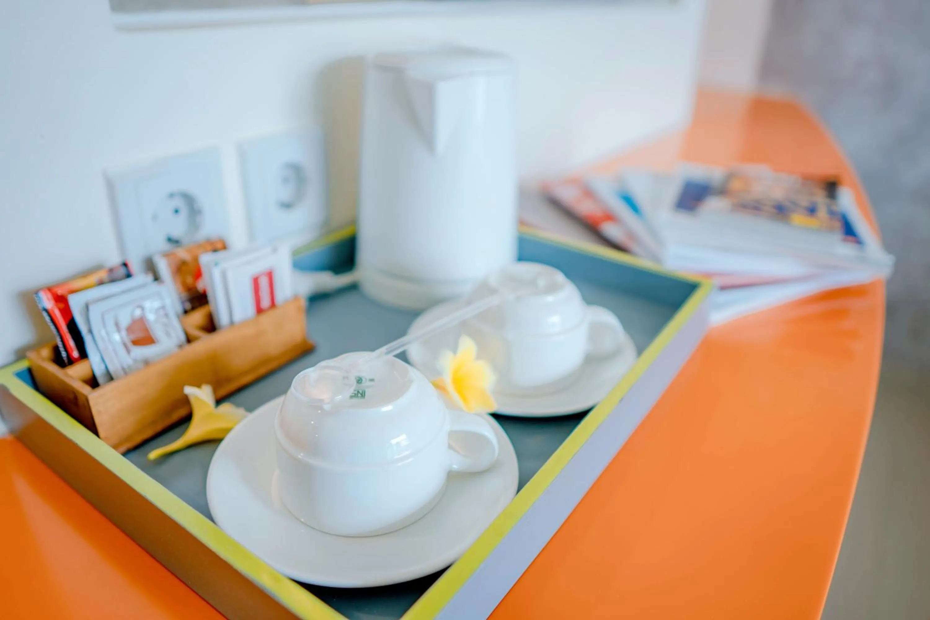 Coffee/tea facilities in Tijili Hotel Benoa