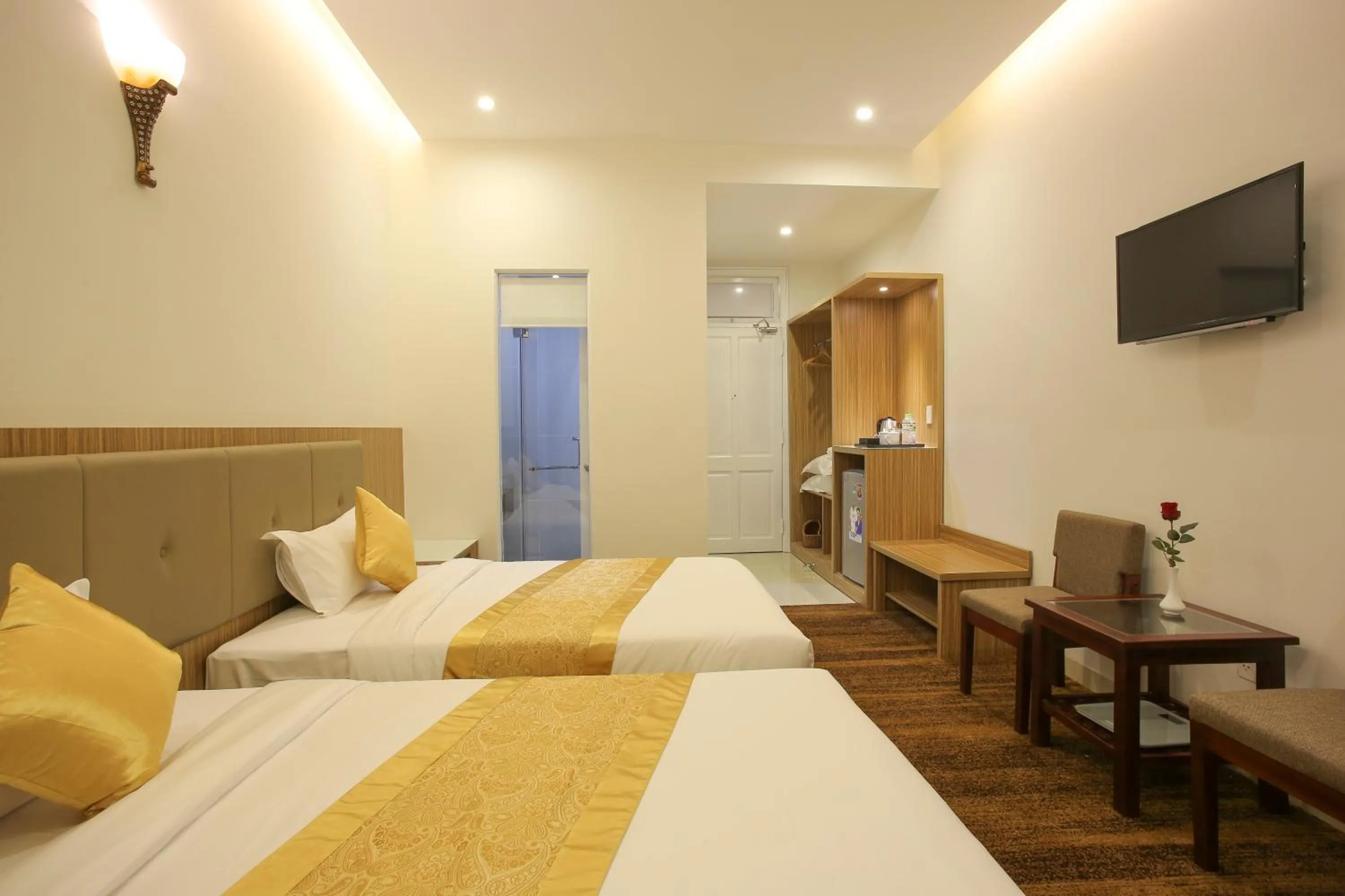 Bed in Red Palace Hotel