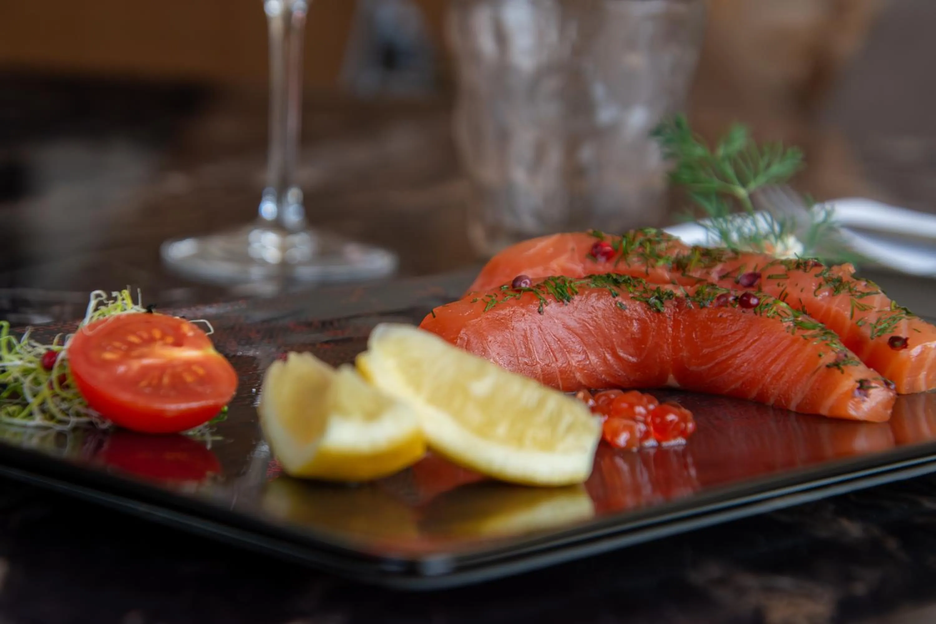 Restaurant/places to eat in Logis Le Tadorne