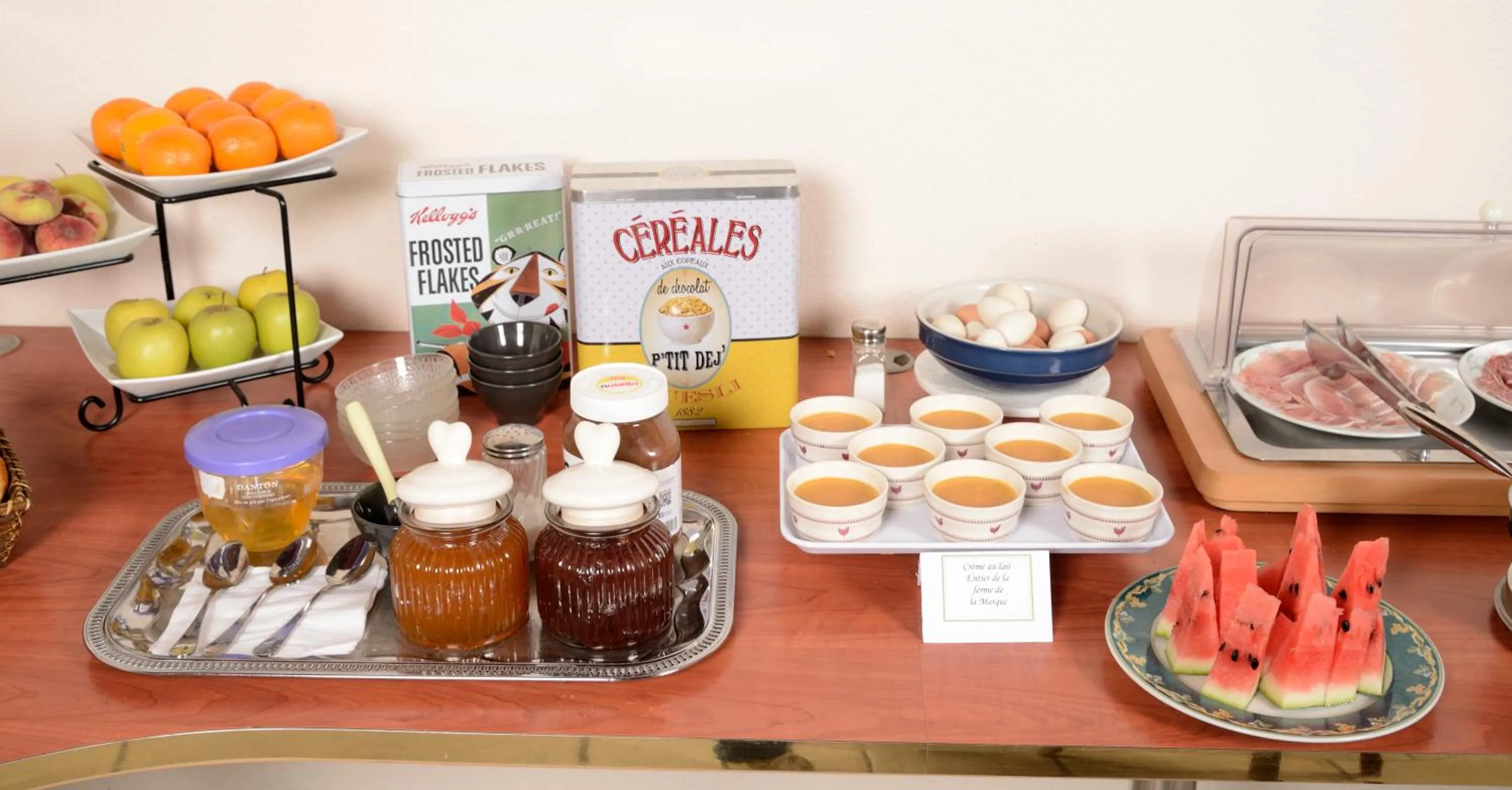 Food and drinks in Logis Le Tadorne