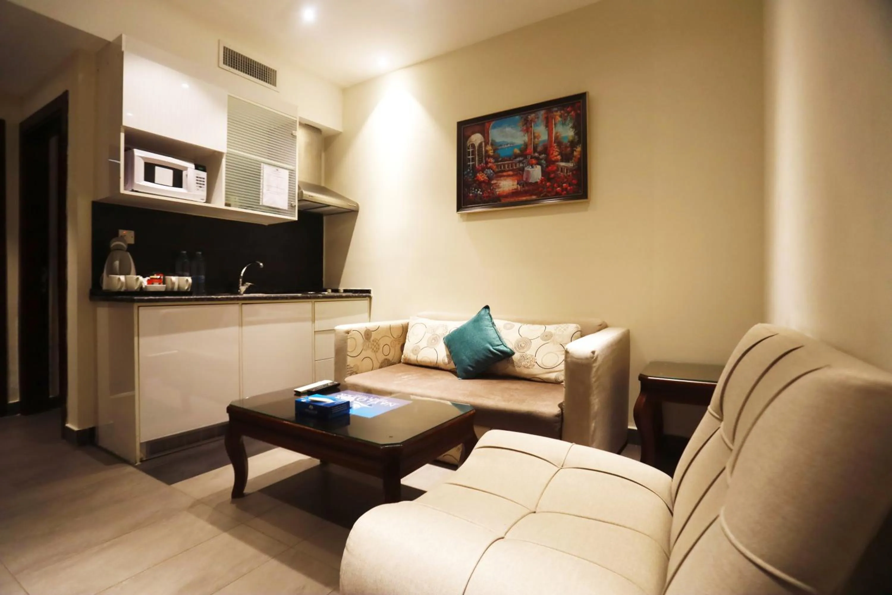 Living room in Naylover Hotel Suites