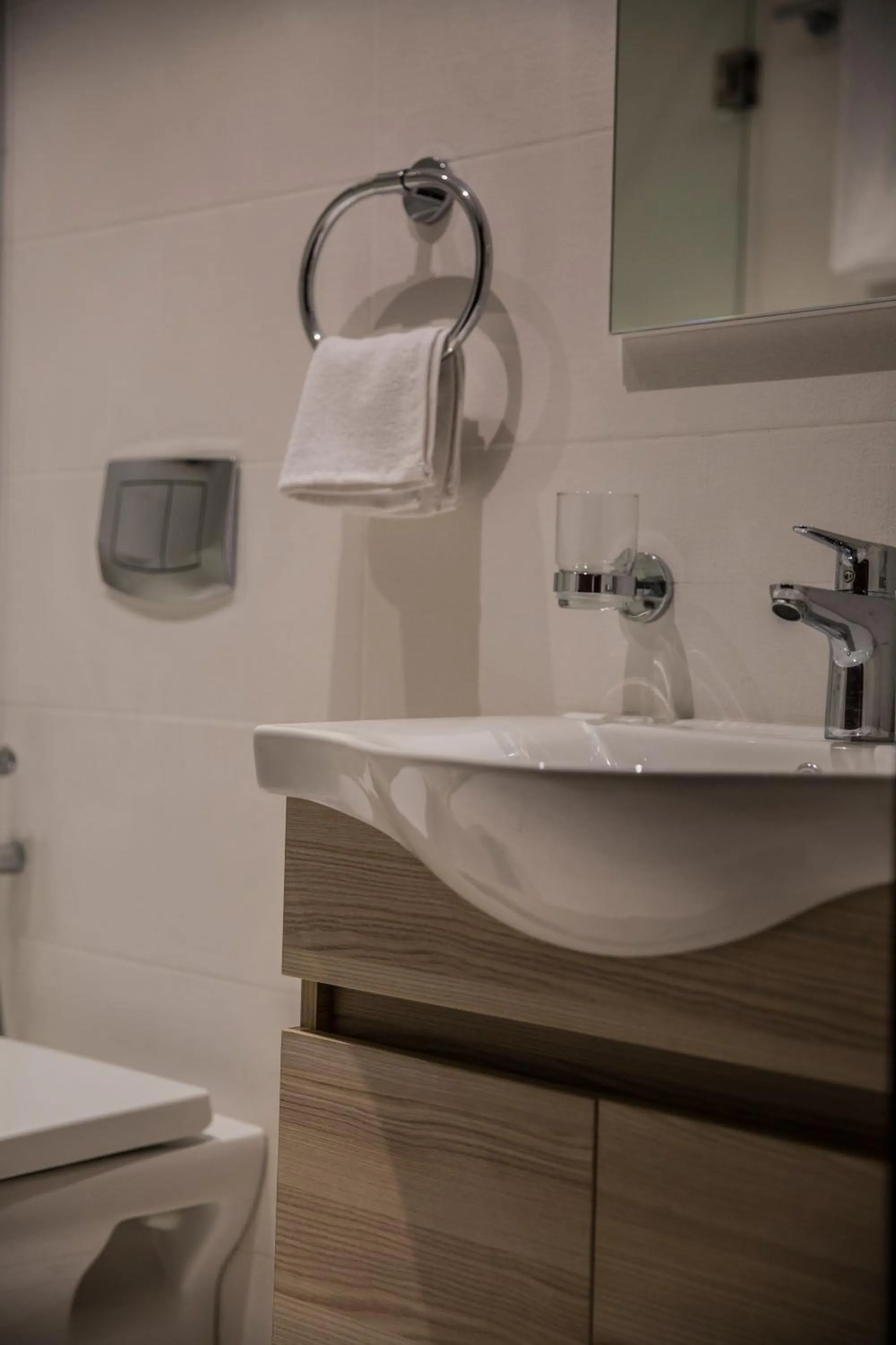 Bathroom in Naylover Hotel Suites