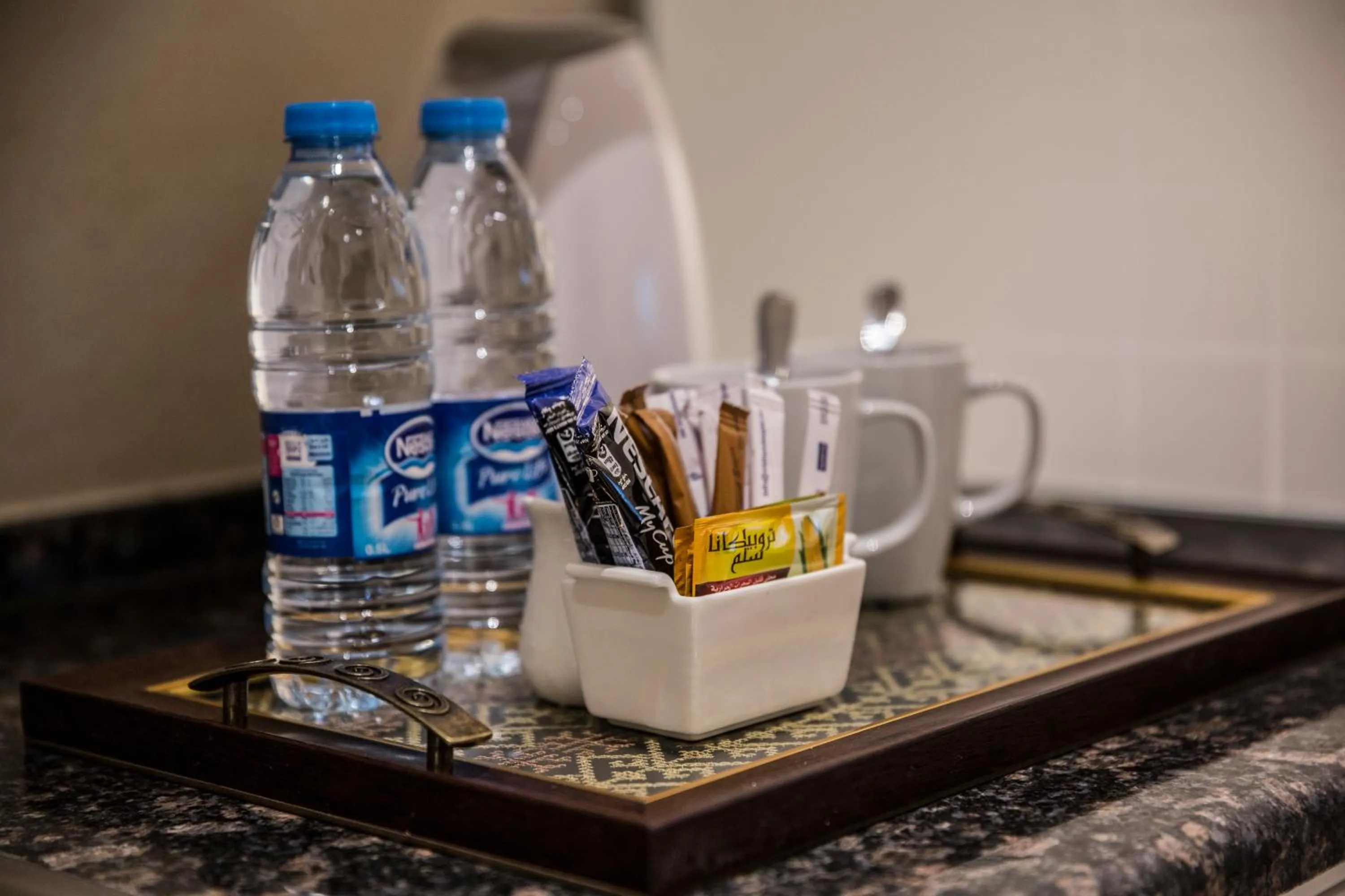 Coffee/tea facilities in Naylover Hotel Suites