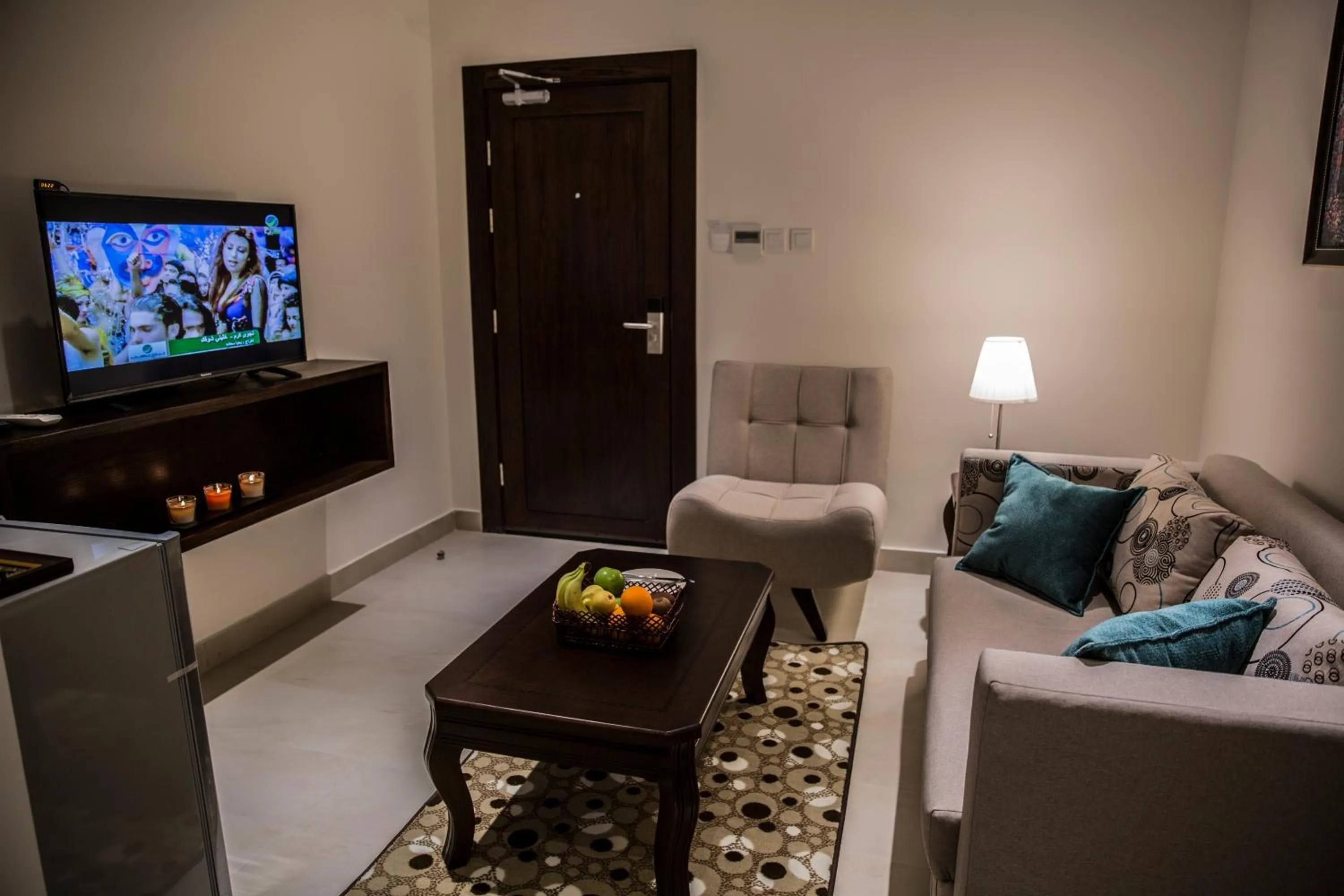 TV and multimedia in Naylover Hotel Suites