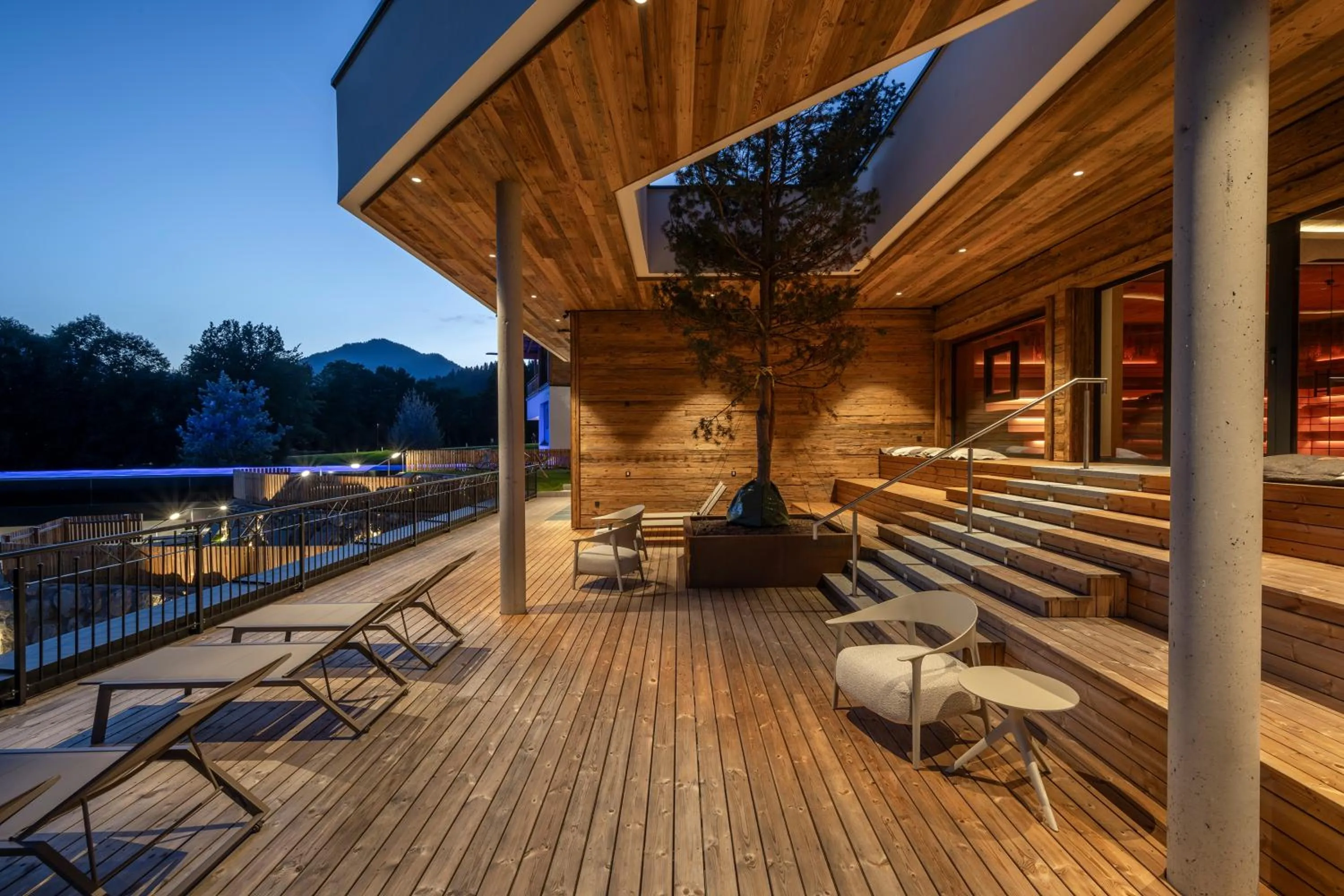 Property building in Kaiserlodge