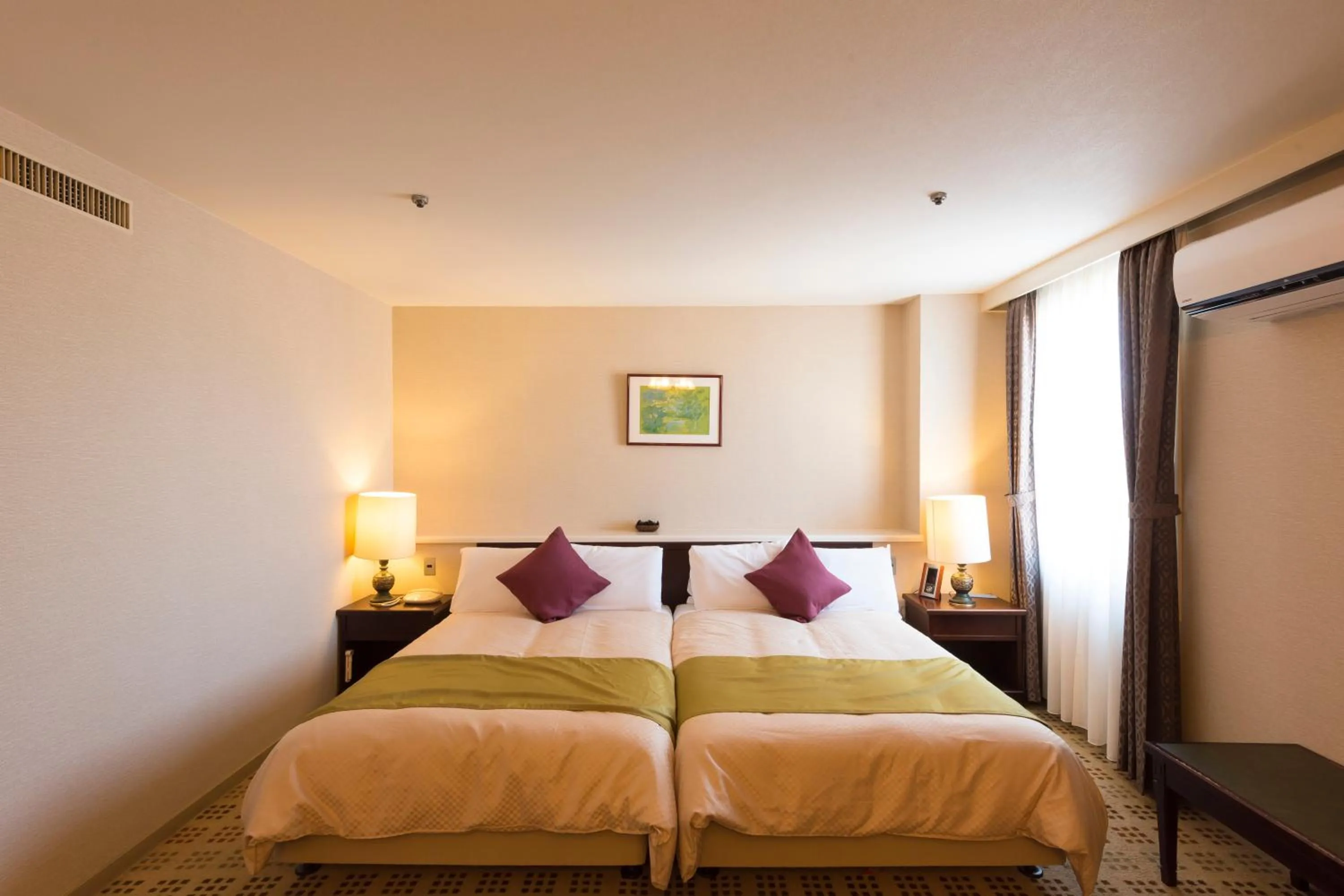 Bed in Sky Hotel Uozu