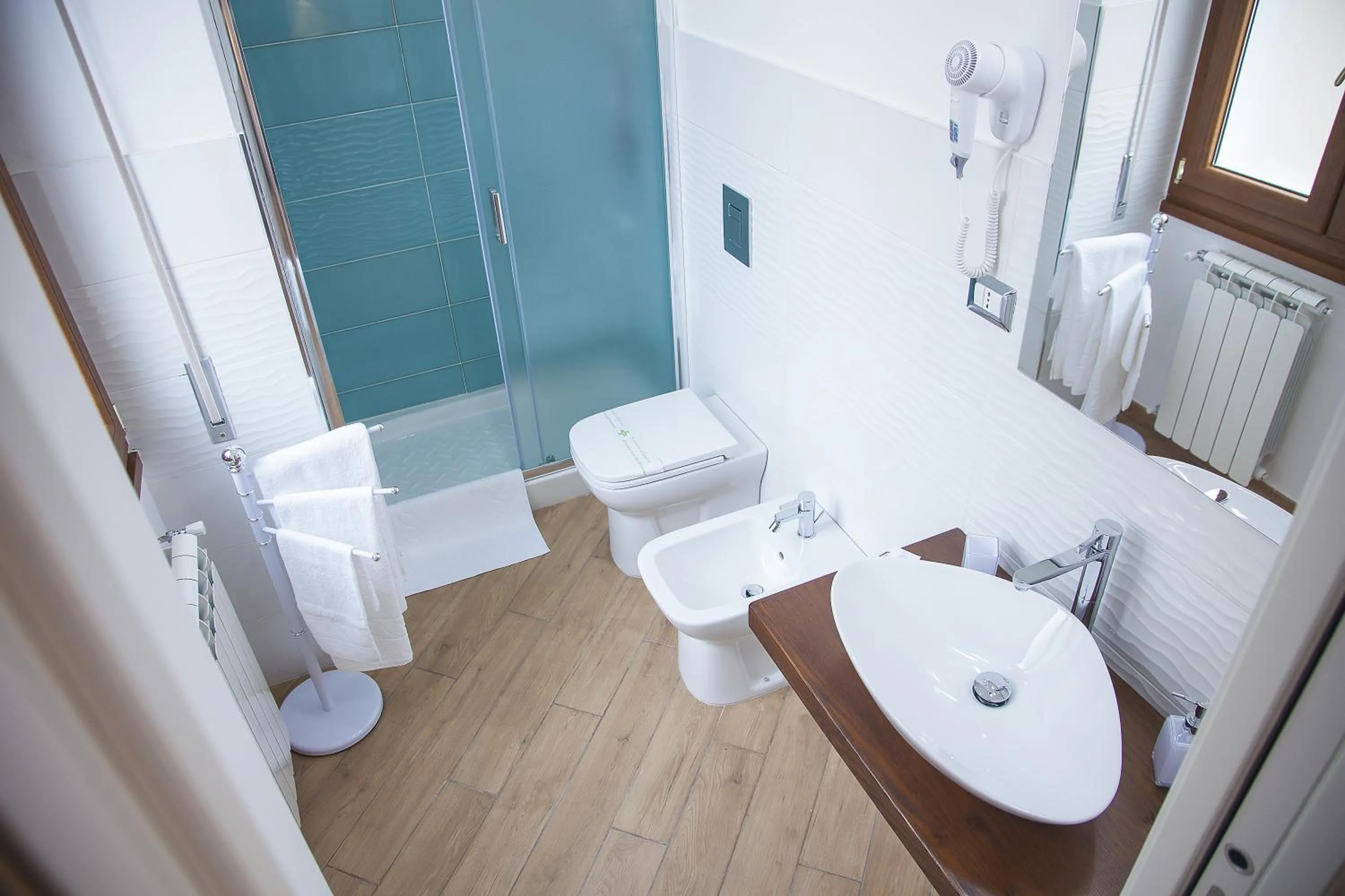 Bathroom in La Perla - Chic Accommodation