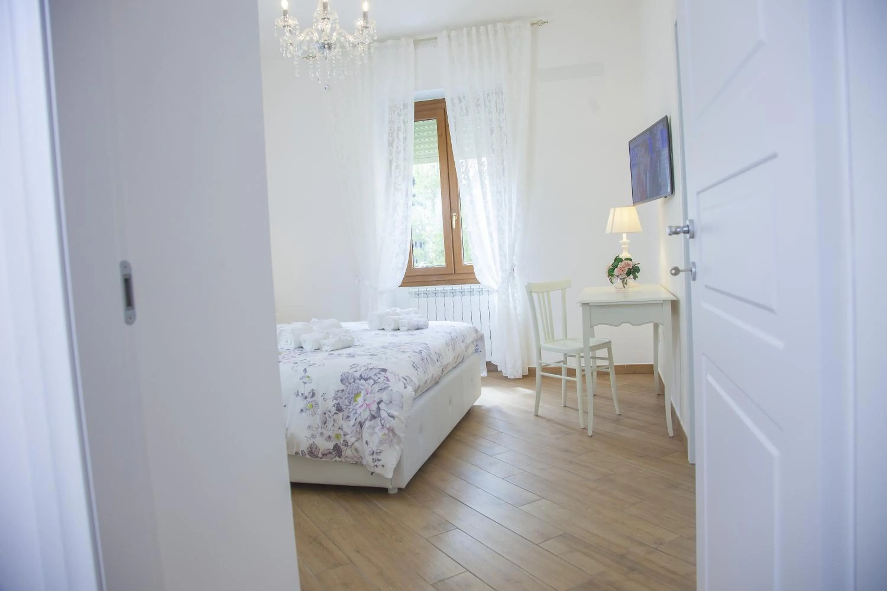 Family, Bed in La Perla - Chic Accommodation