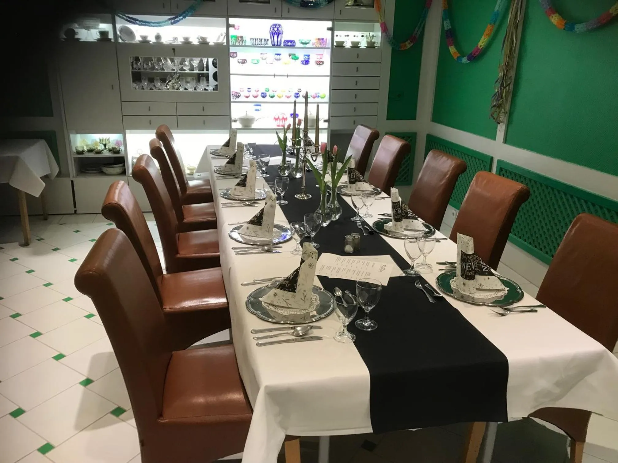 Restaurant/places to eat in Hotel Hohenzollern