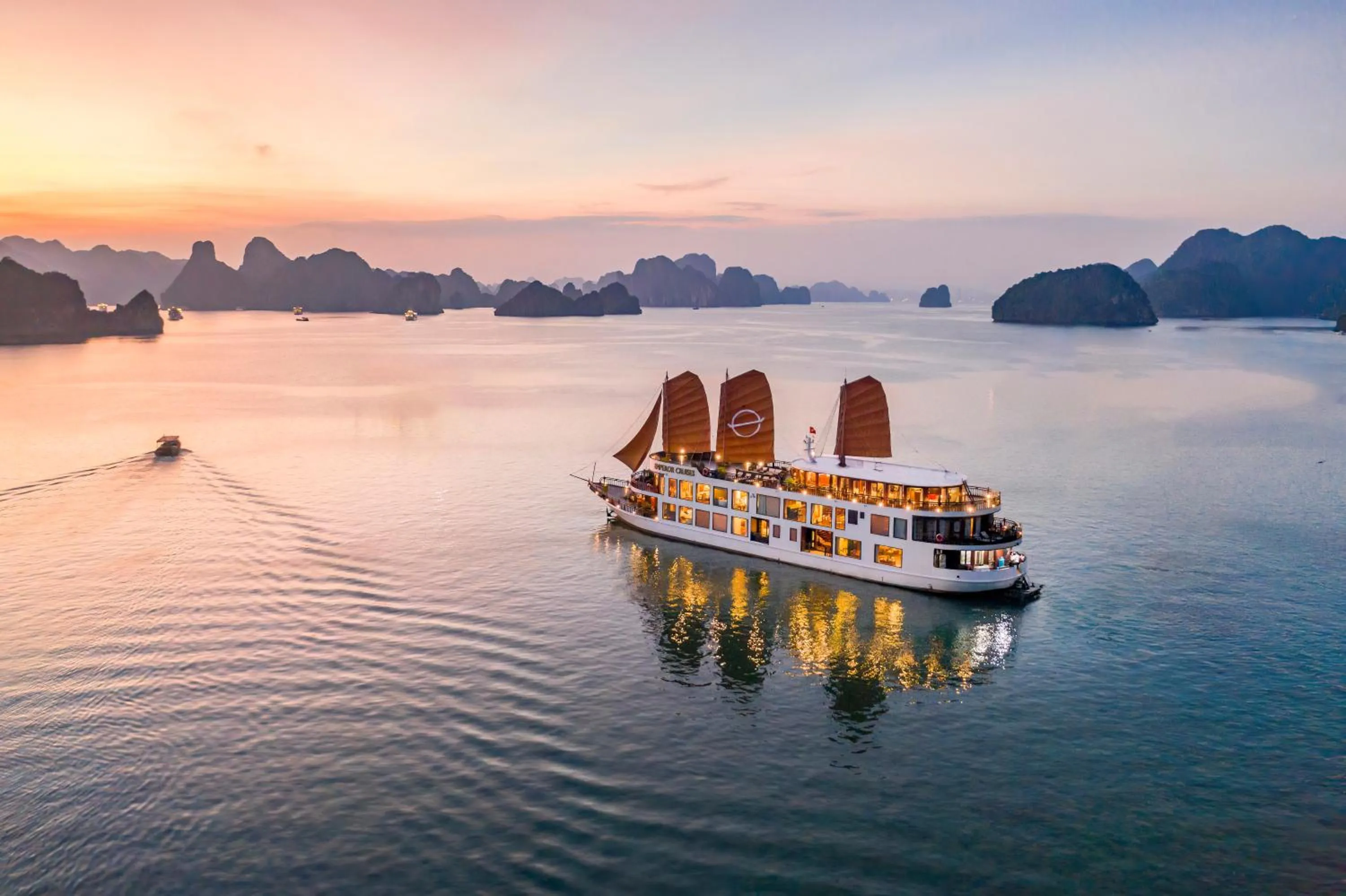 Sunset in Emperor Cruises Legacy Ha Long