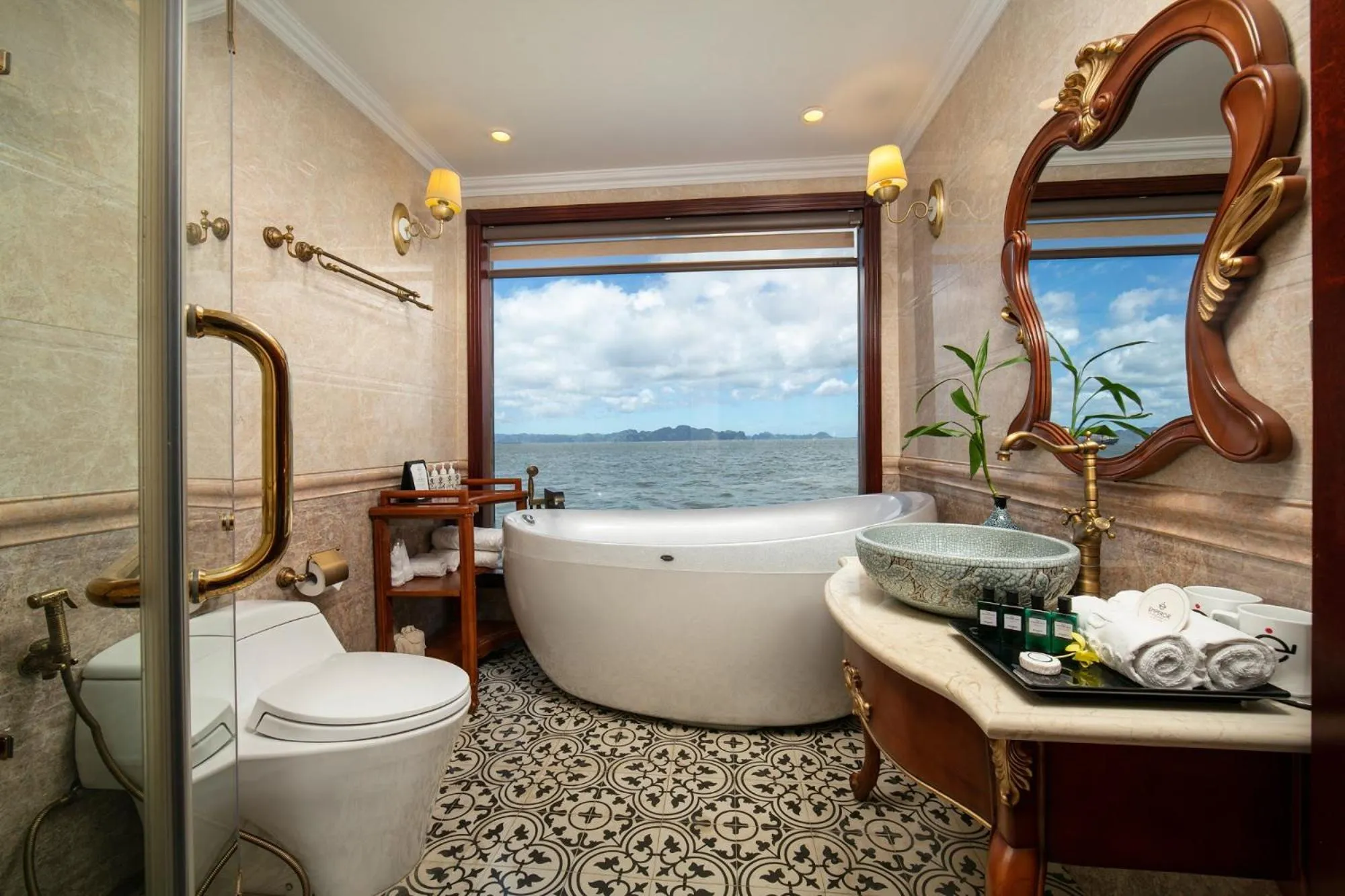 Shower in Emperor Cruises Legacy Ha Long