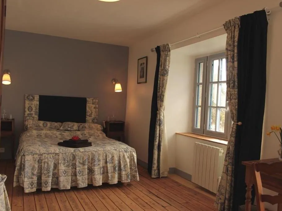 Bedroom, Bed in La Petite Ville Aze