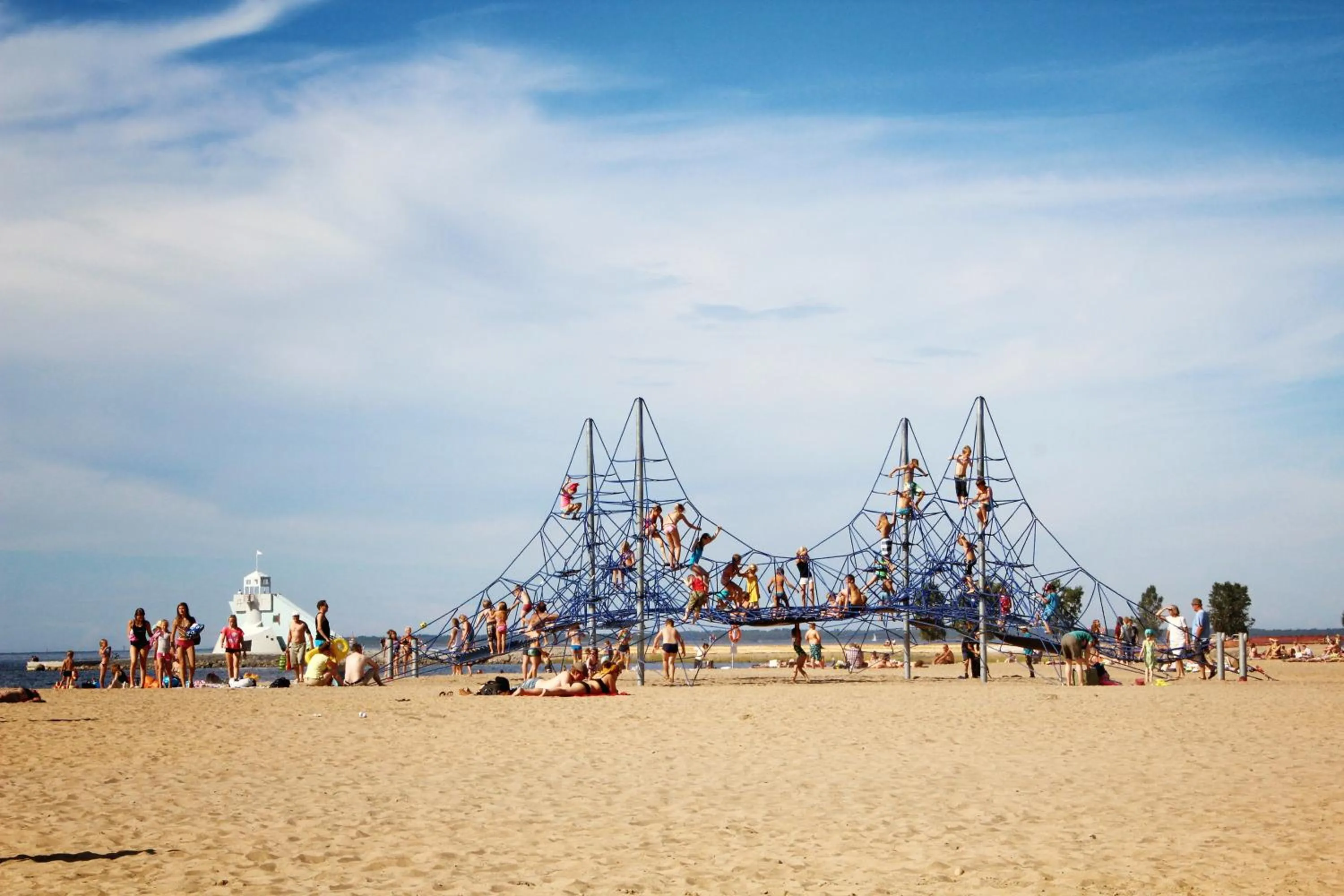 Children play ground in Nallikari Seaside Villas