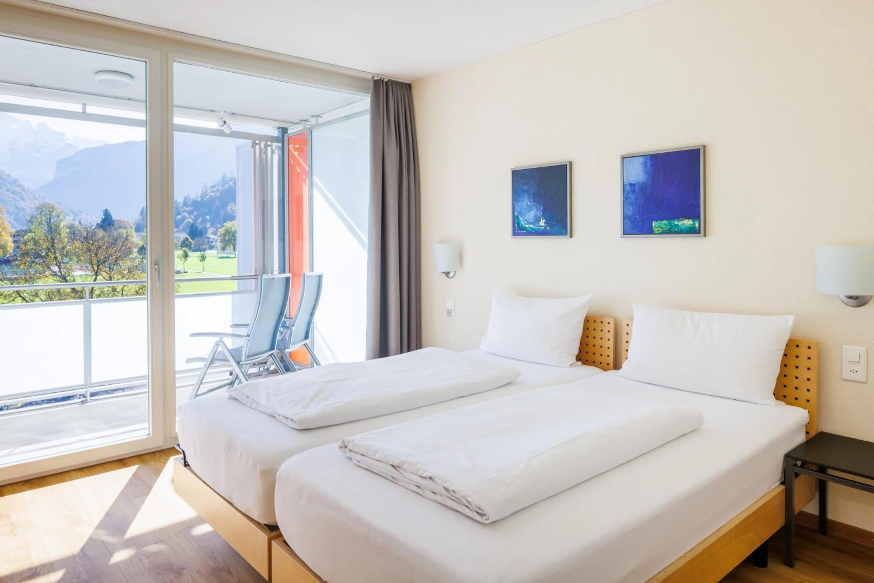 Bedroom, Bed in Hapimag Ferienwohnungen Interlaken