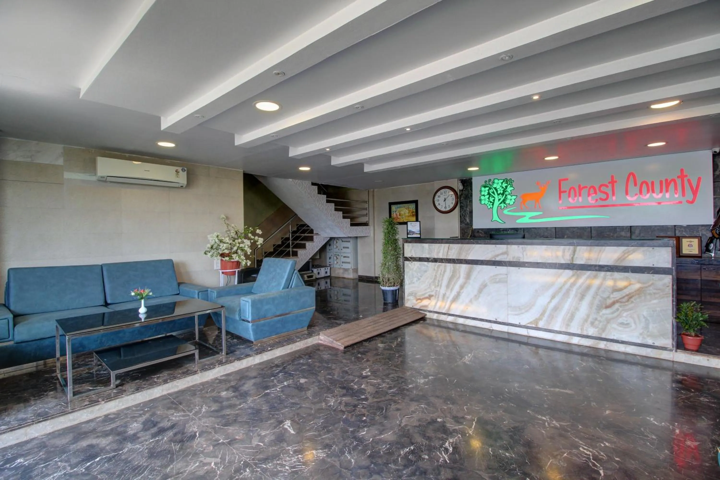 Lobby or reception in Forest County Resort Mahabaleshwar