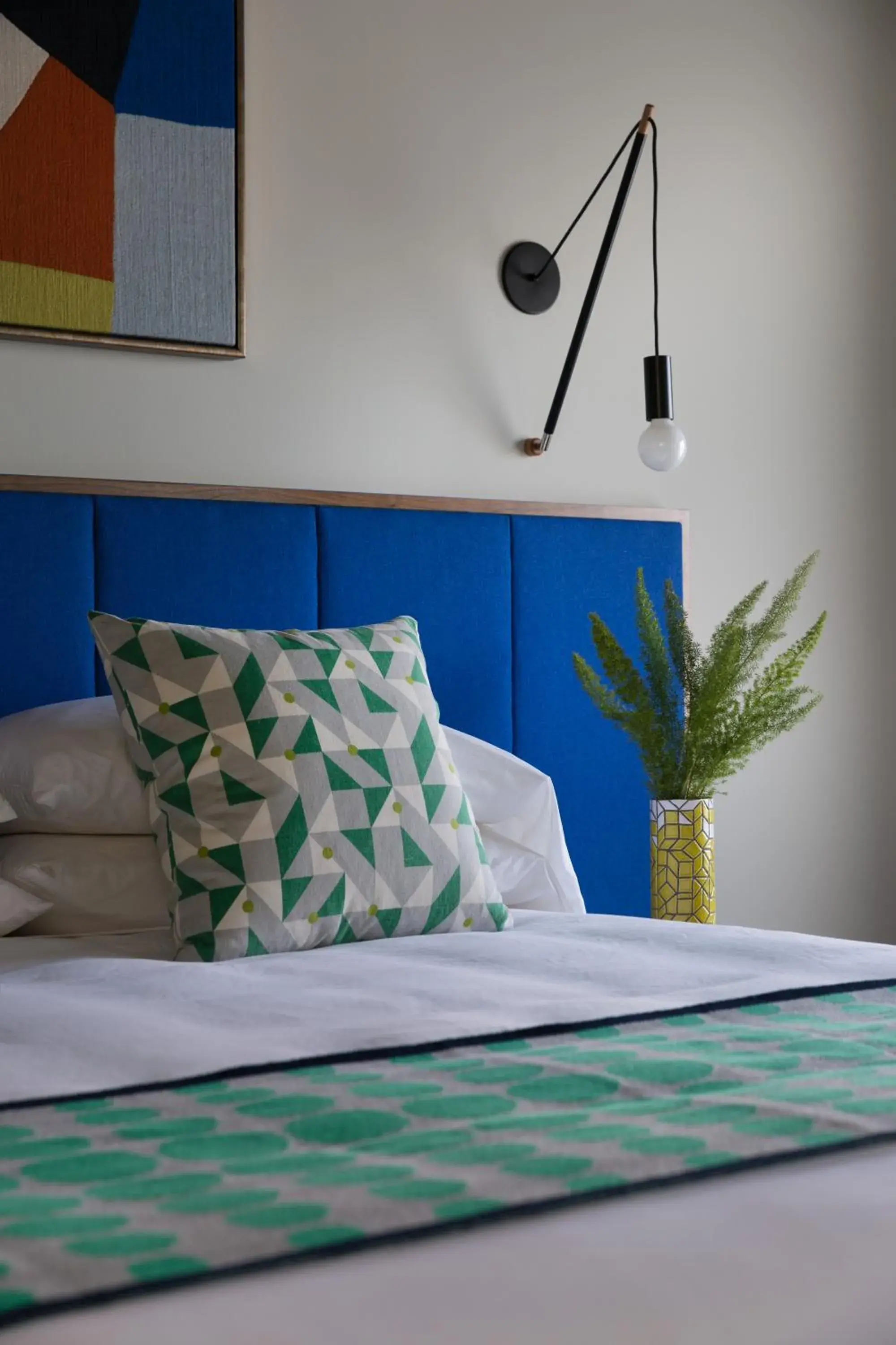 Queen in The Hotel Salem Queen in The Hotel Salem