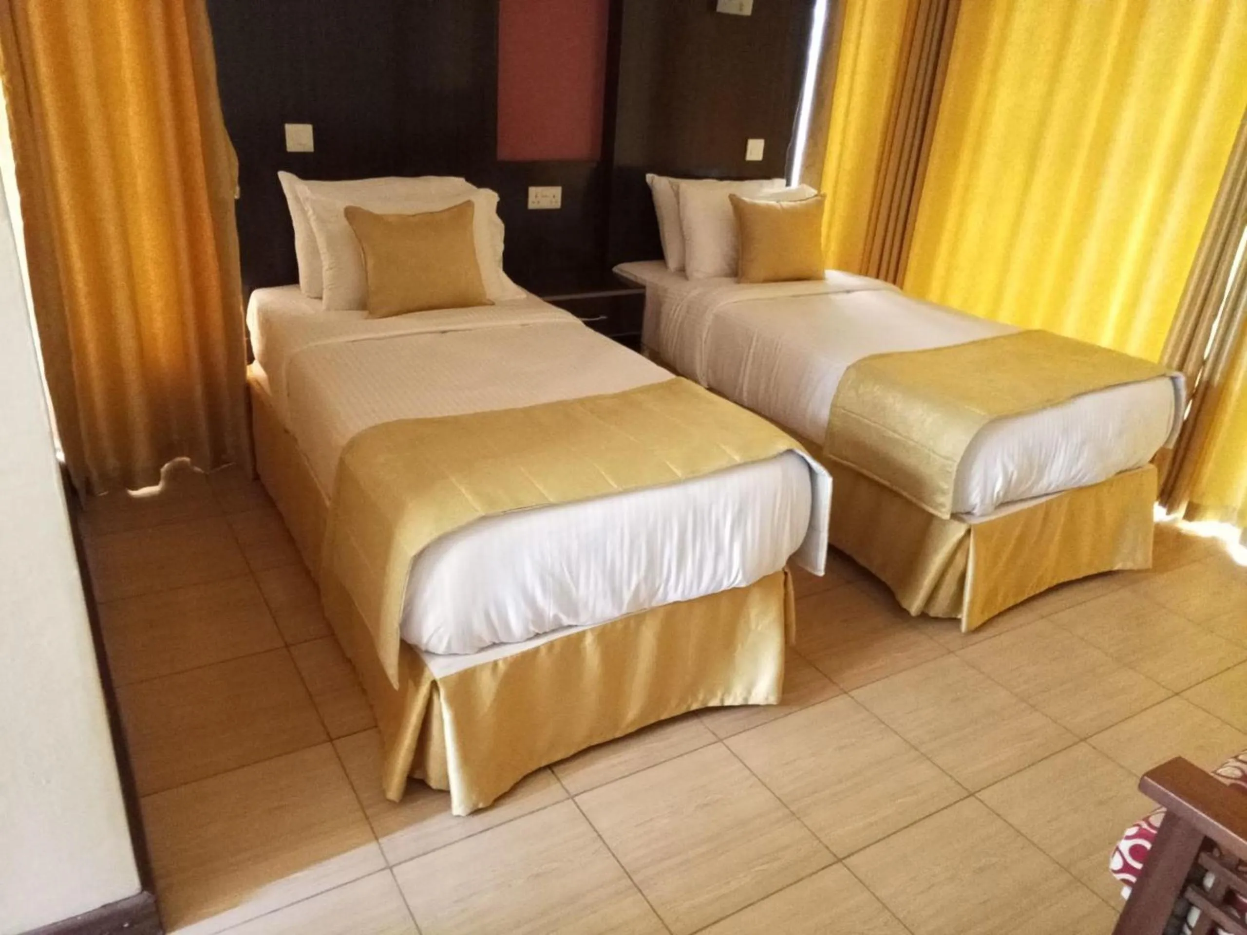 Balcony/Terrace, Bed in Regency Mount Kenya Hotel