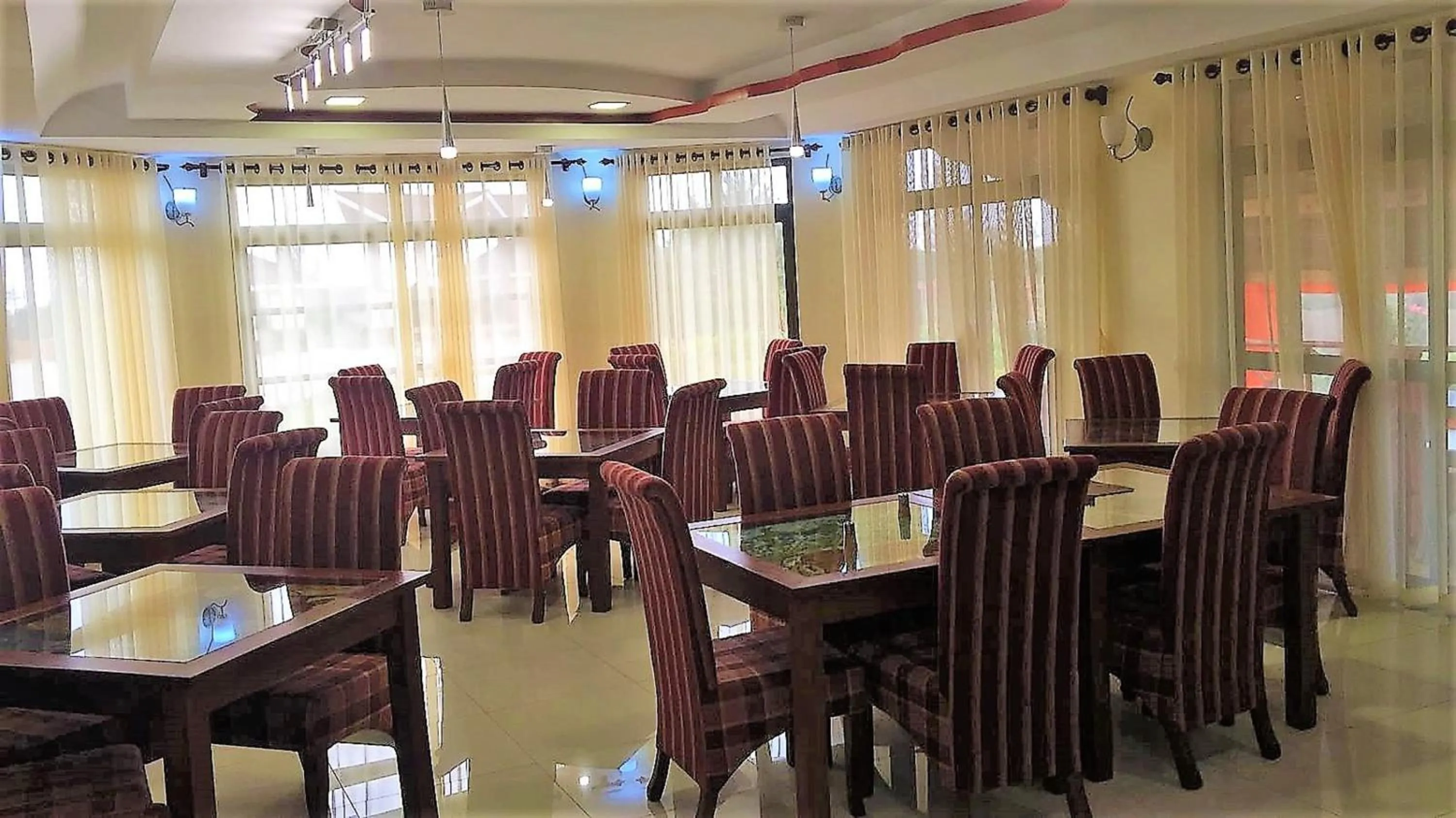 Restaurant/places to eat in Regency Mount Kenya Hotel