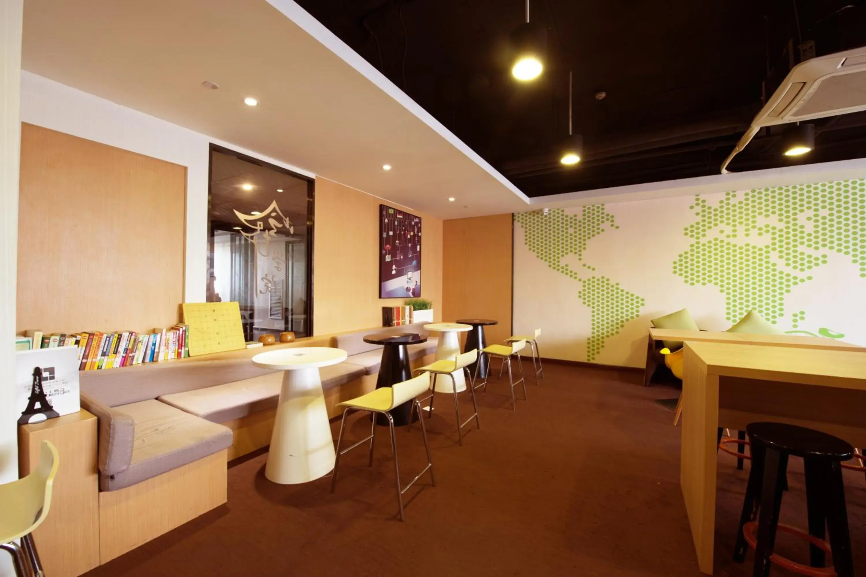 IU Hotel Bijie Qianxi Wenhua Road Town Government Center IU Hotel Bijie Qianxi Wenhua Road Town Government Center