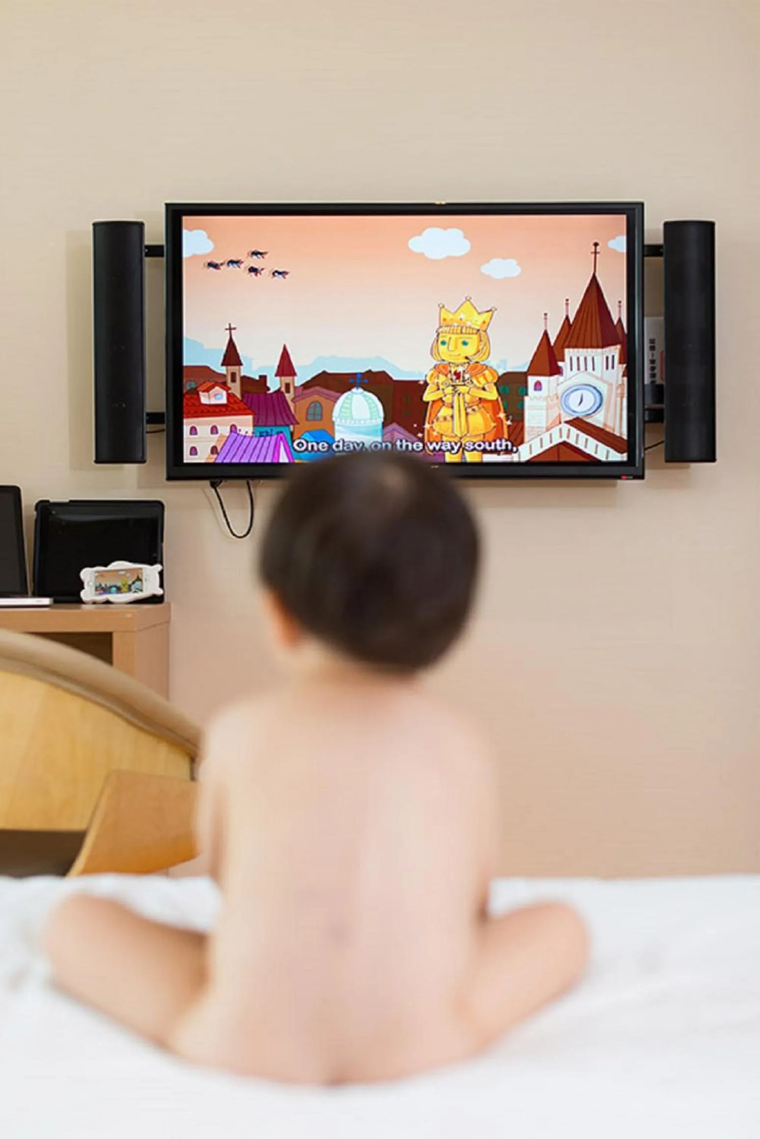 TV/Entertainment Center in IU Hotel Tianjin Xiqing Meijiang Convention Center Dasi Branch