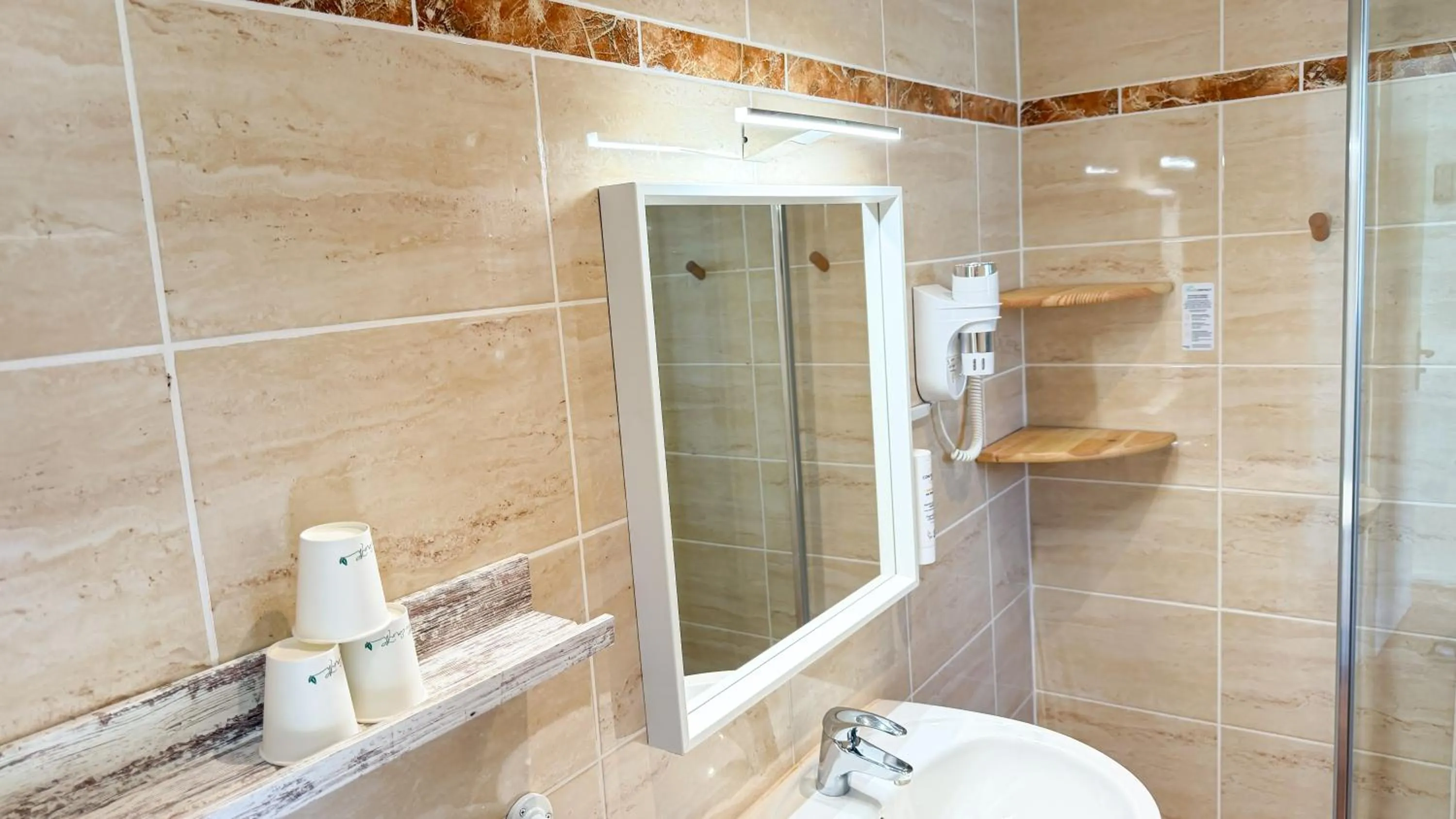 Bathroom in Hotel Les Rocailles