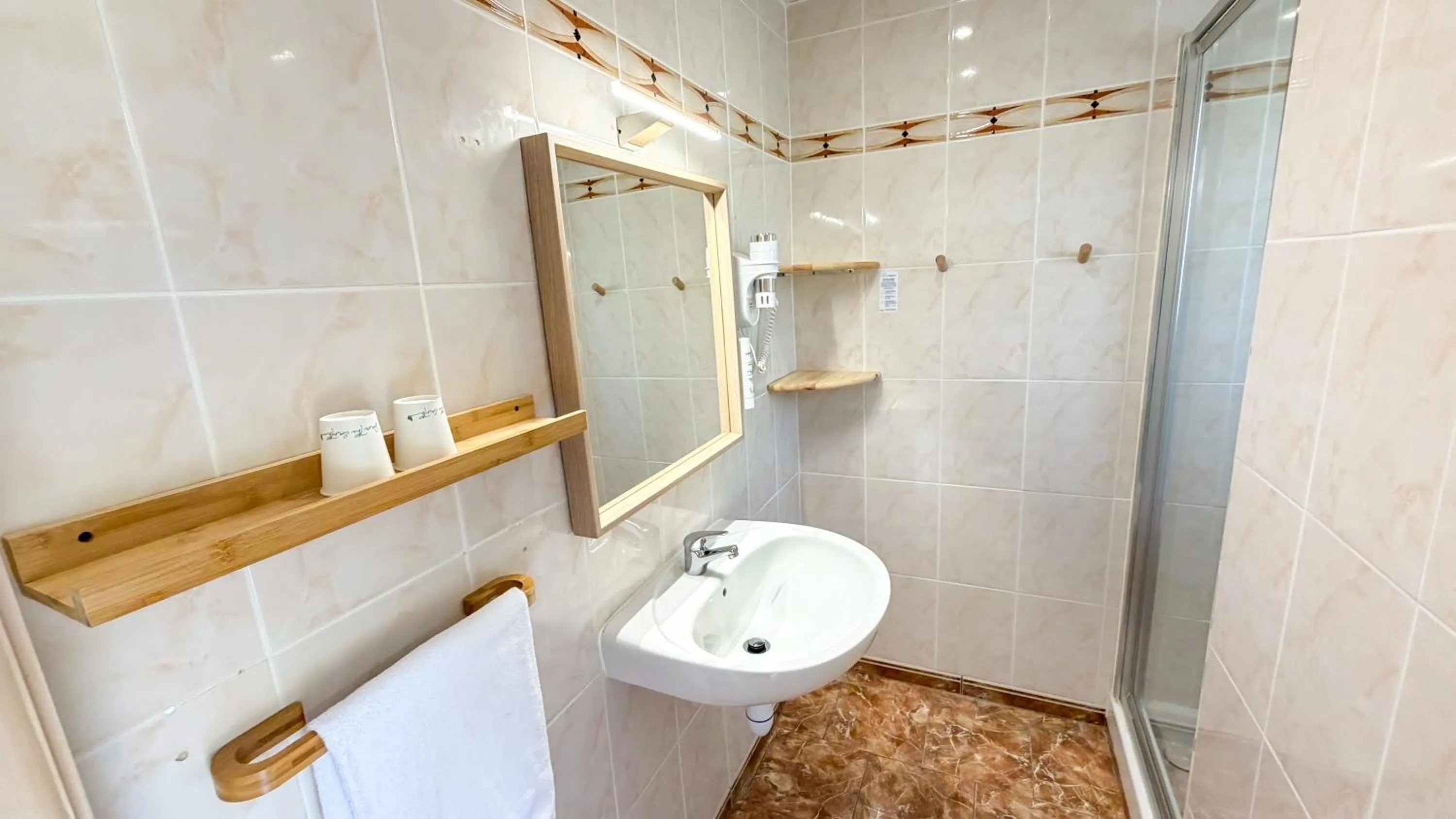 Bathroom in Hotel Les Rocailles