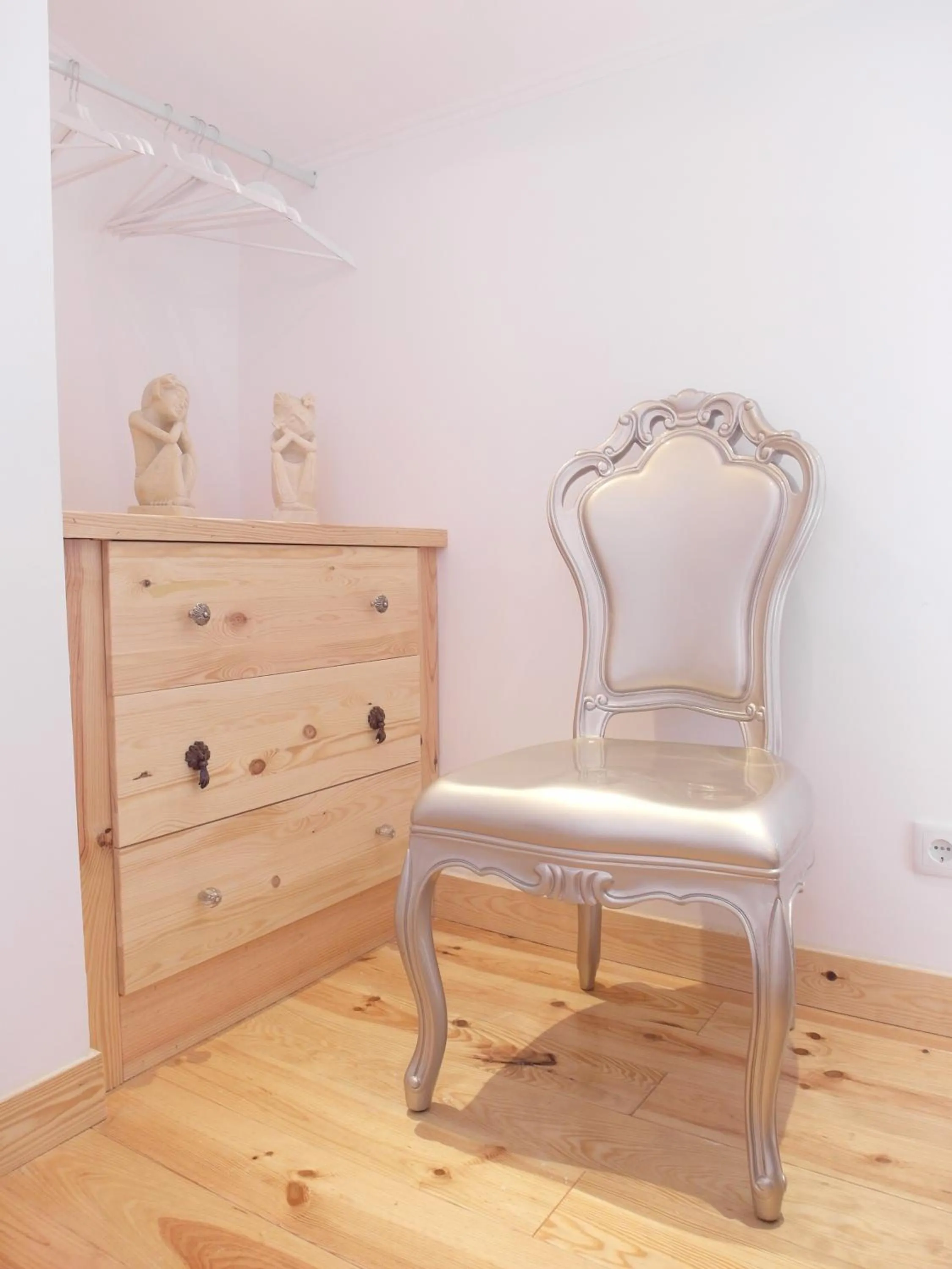 Decorative detail in AlfamaSweethome 1