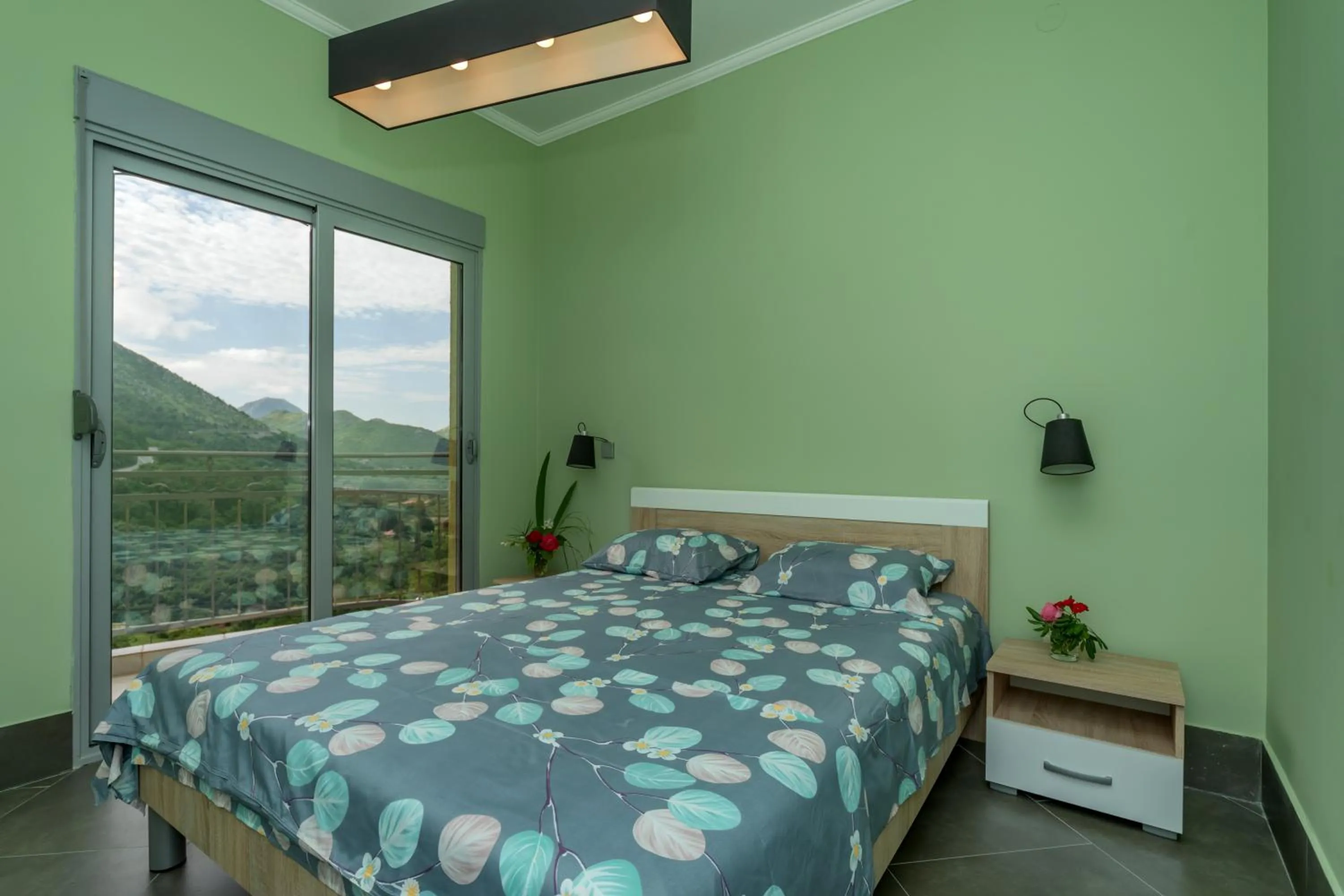 Bedroom, Bed in Villa Montenegrina