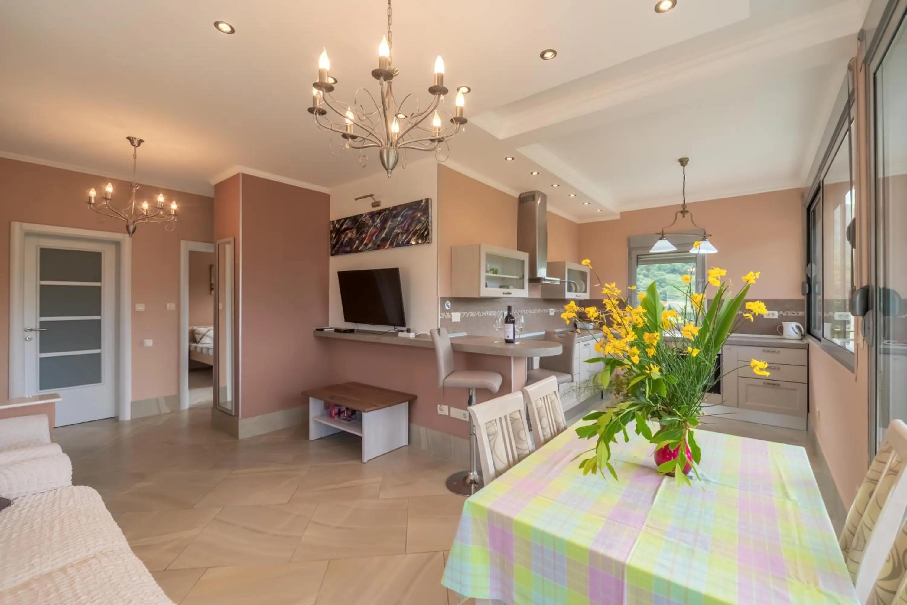 Kitchen or kitchenette in Villa Montenegrina