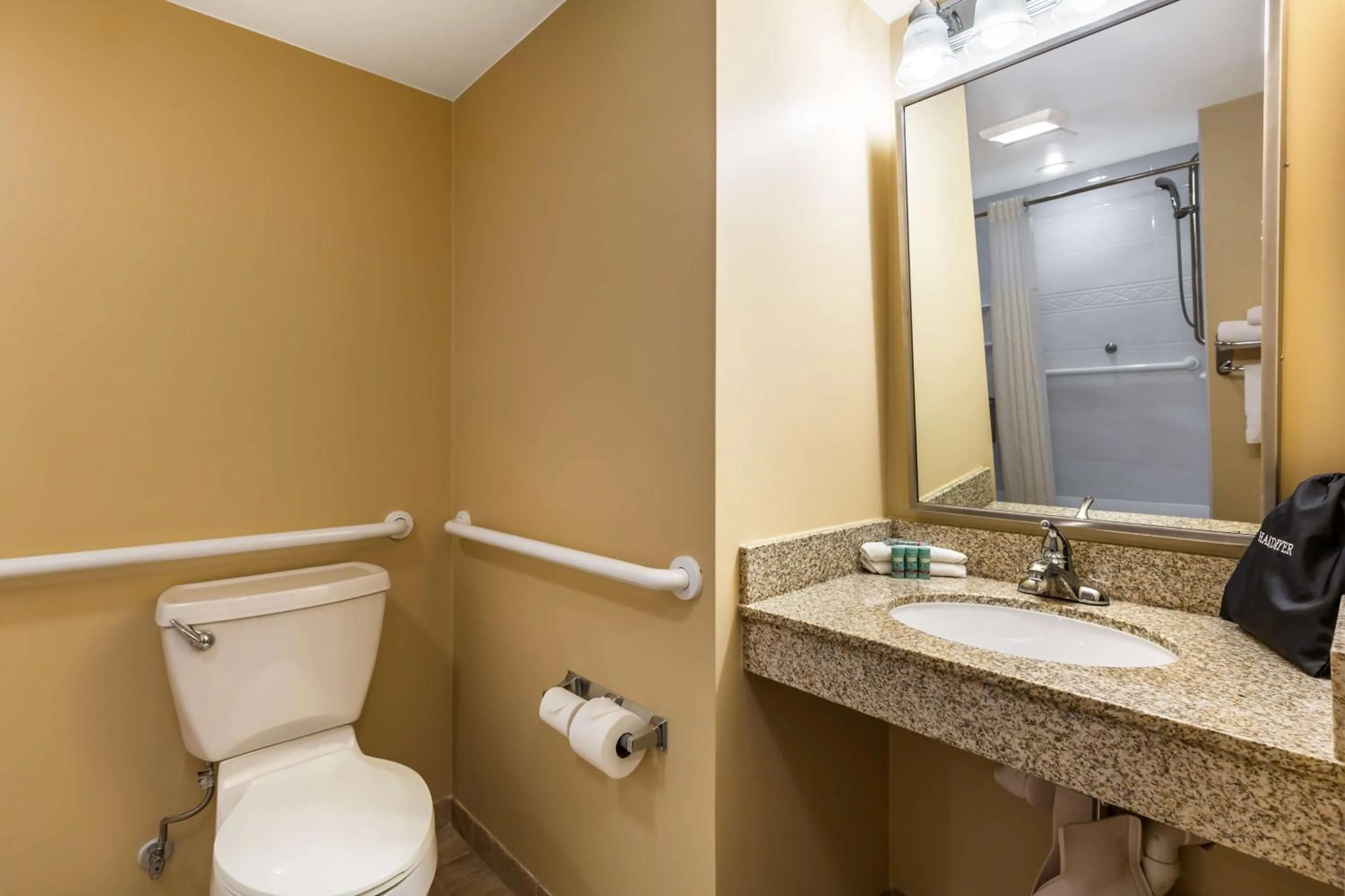 Bathroom in Best Western Braintree Inn