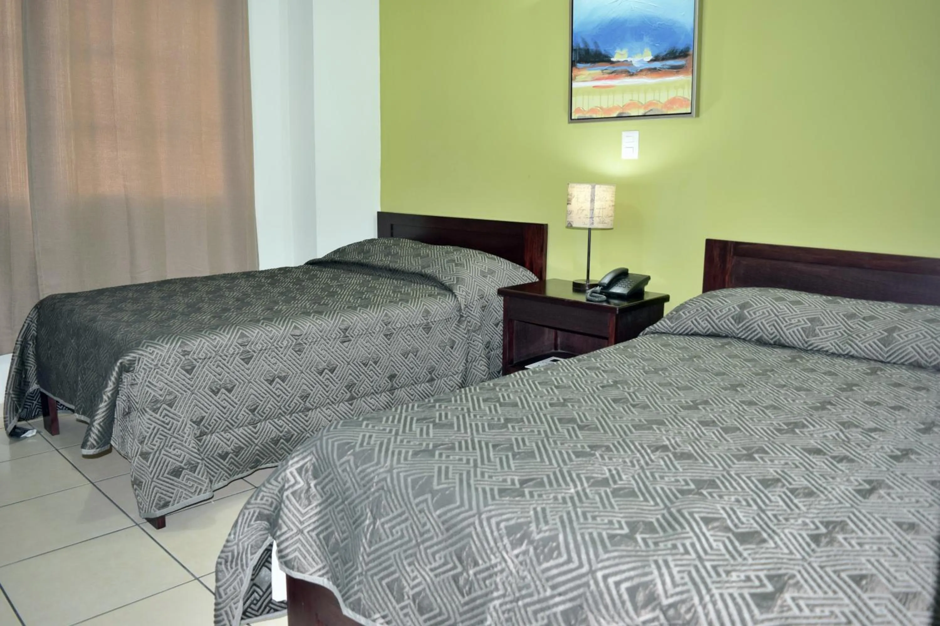 Double Room with Private Bathroom in Hostal de Asturias